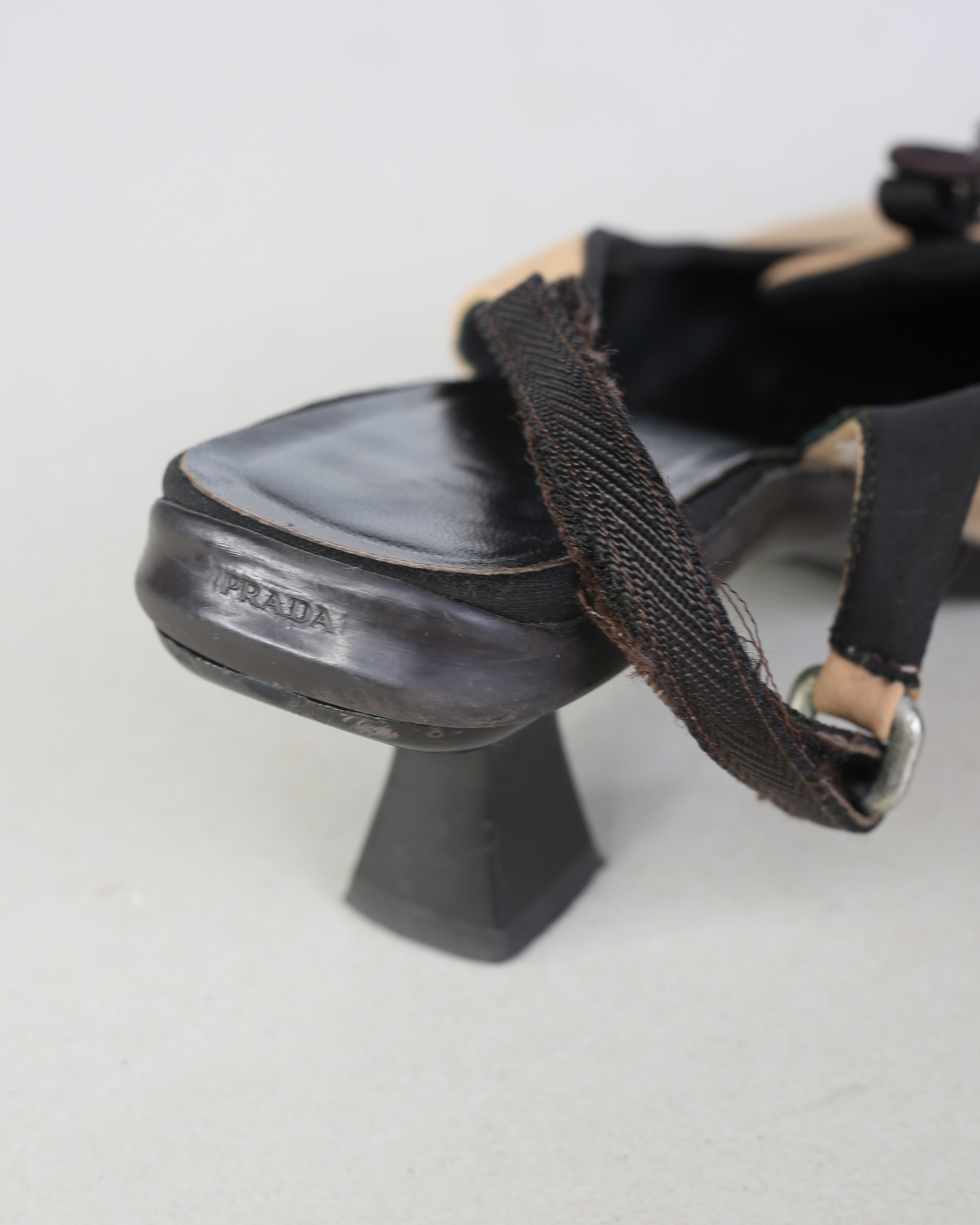 prada fall winter 1999 slingback heels