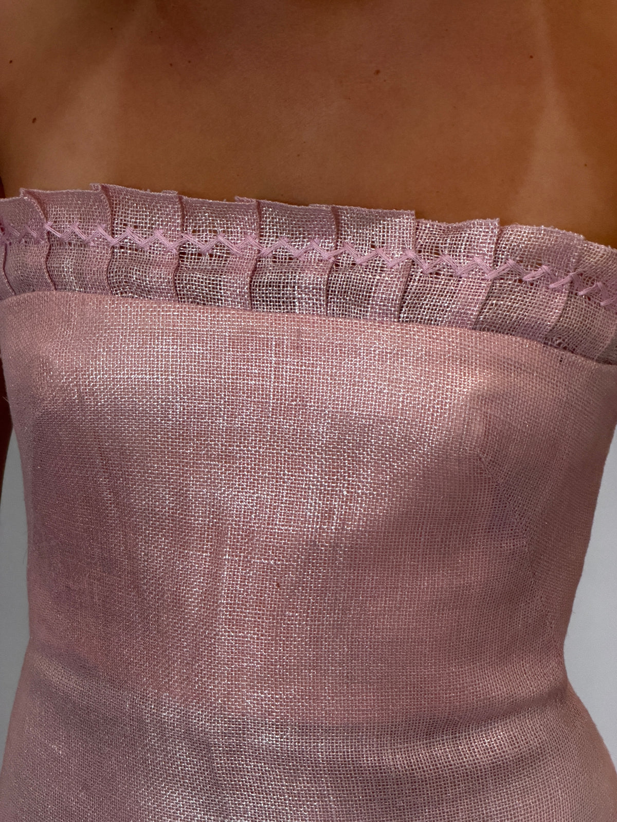 (RESERVED) gianni versace couture spring 1999 pink metallic linen strapless dress