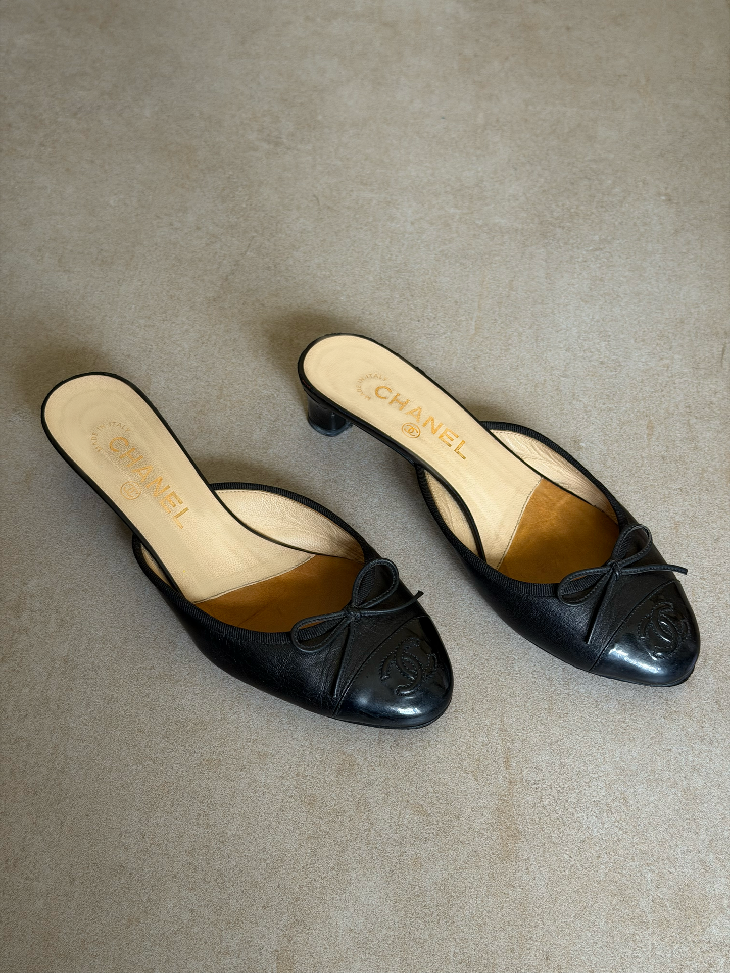 90s chanel black leather mules