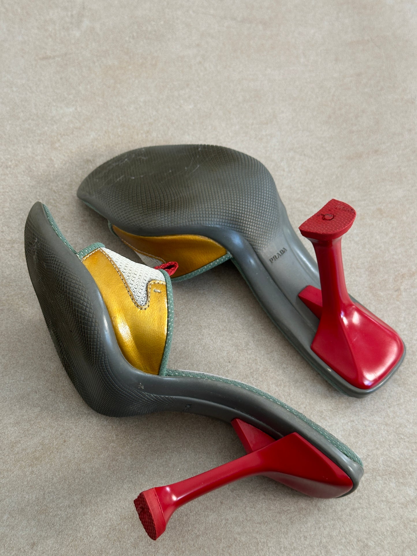 (rare) prada ss 1999 tech heels
