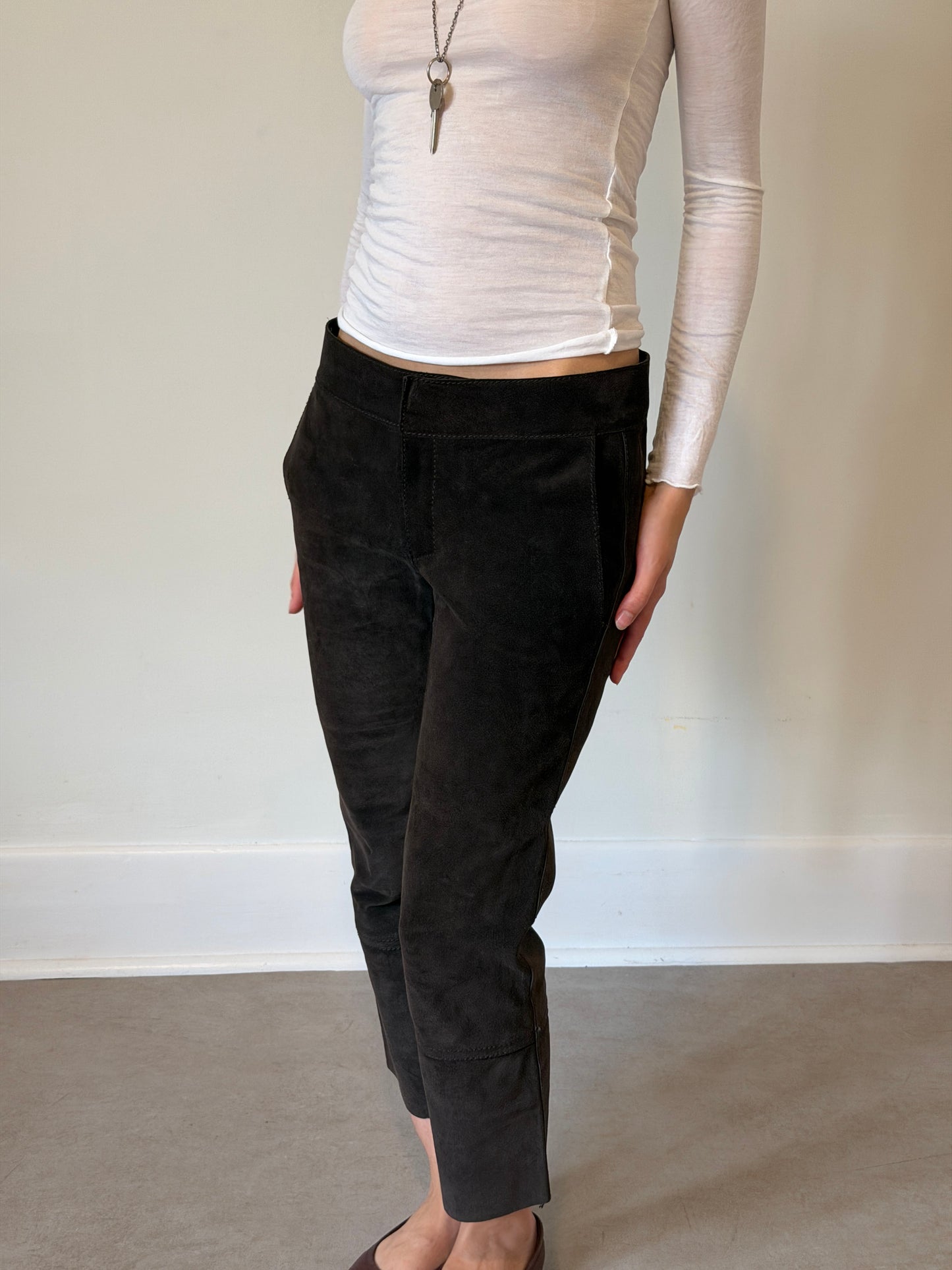 gucci by tom ford suede leather short pants
