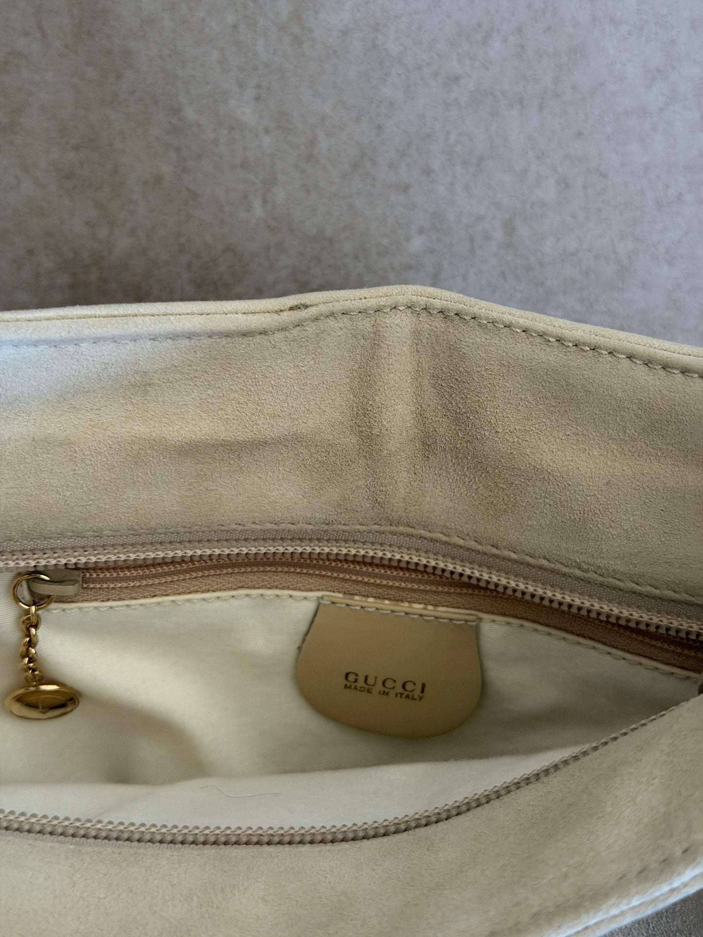 gucci fall 1997 suede bag