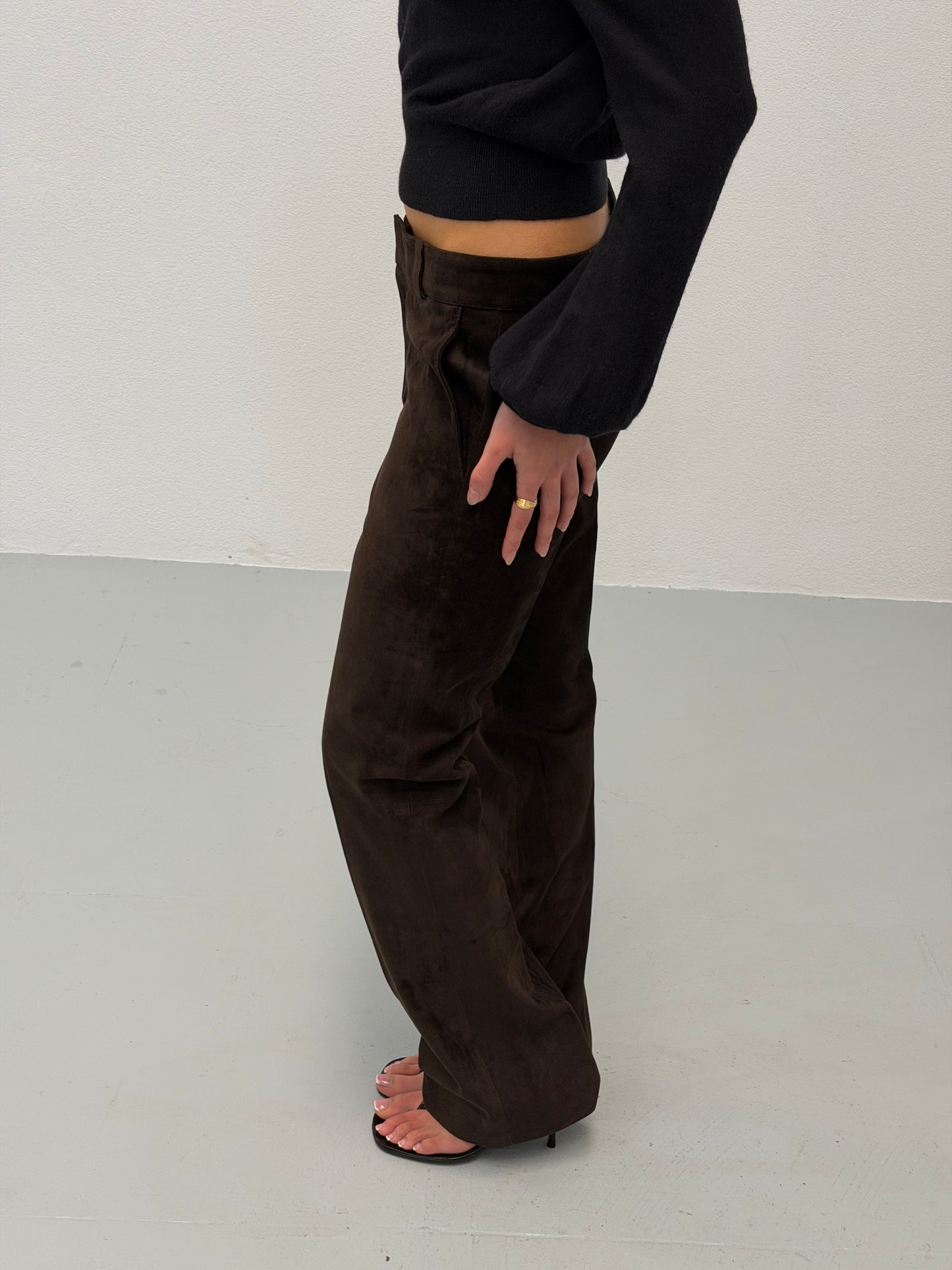 (reserved) gucci by tom ford 1990s suede trousers