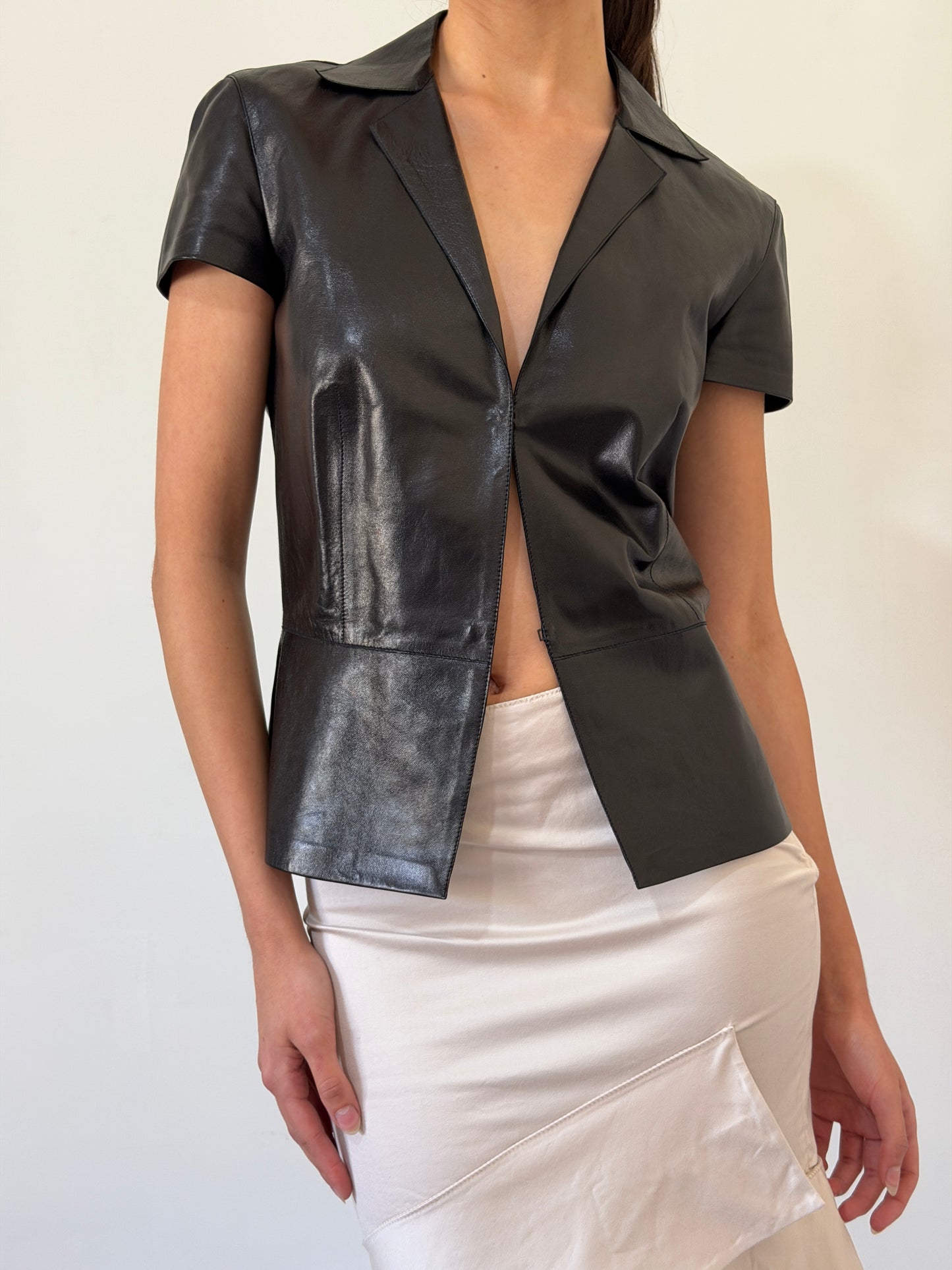 (permanent collection) gucci spring 1997 by tom ford short sleeve leather vest