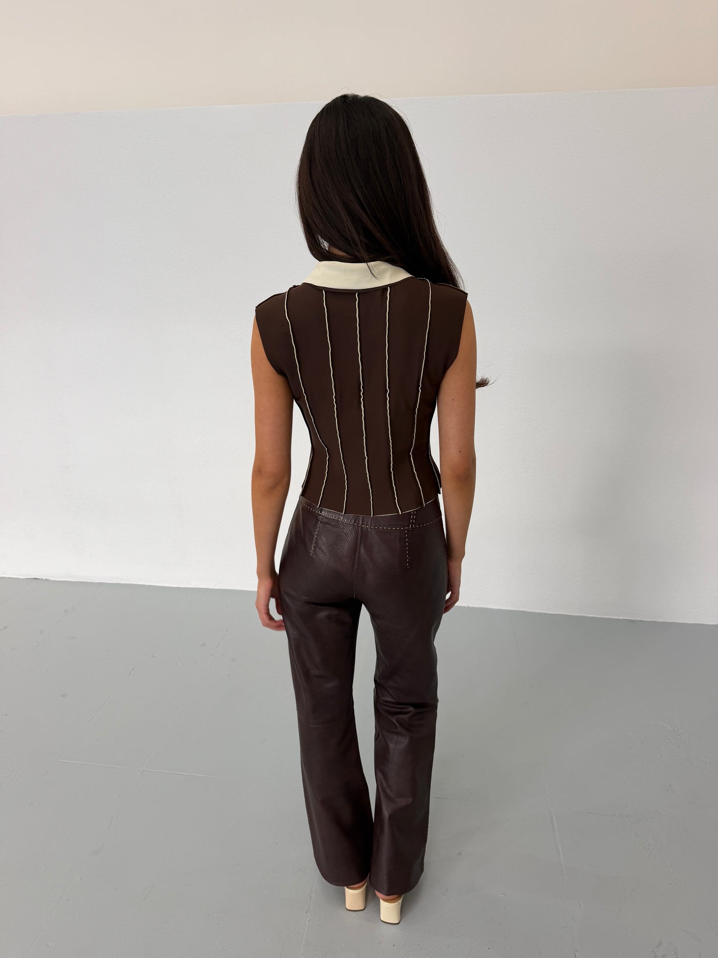 (reserved) chanel spring 2000 runway zip top