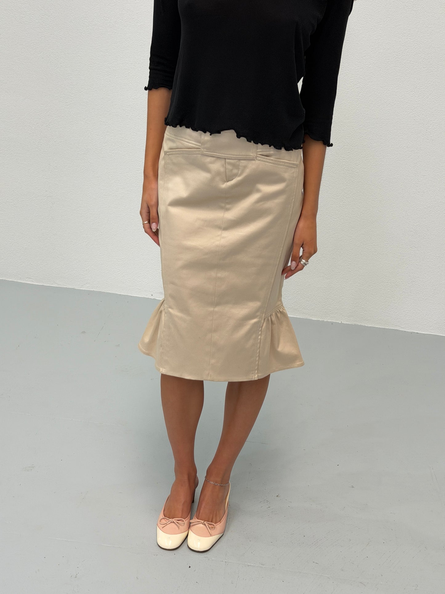 gucci by tom ford spring 2004 midi skirt