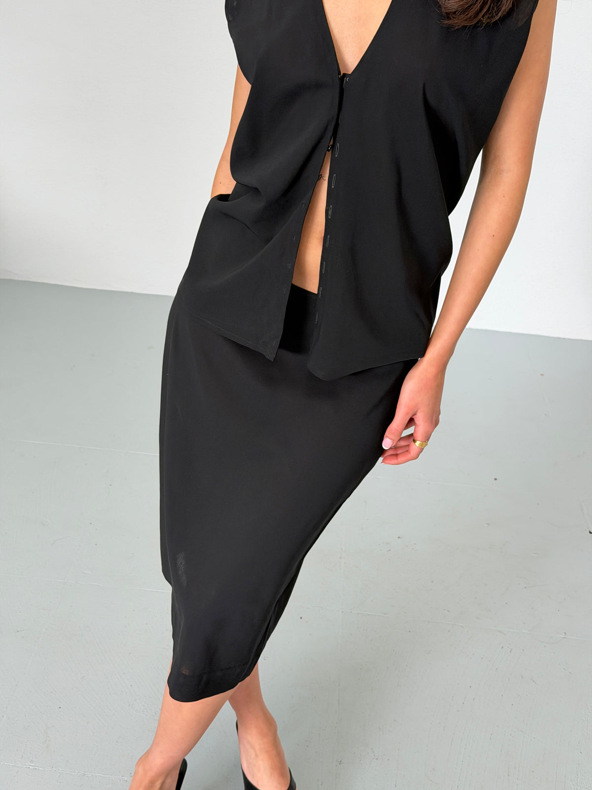 jil sander 1990s black sleeveless skirt set