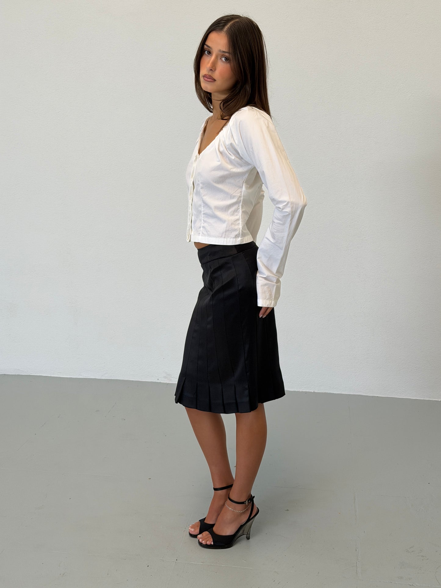 gucci spring 2002 by tom ford white blouse