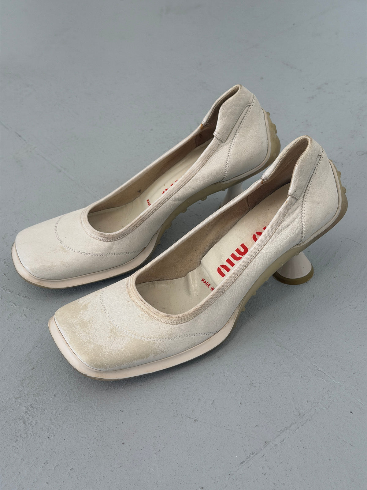 miu miu spring 1999 white leather square toe heels