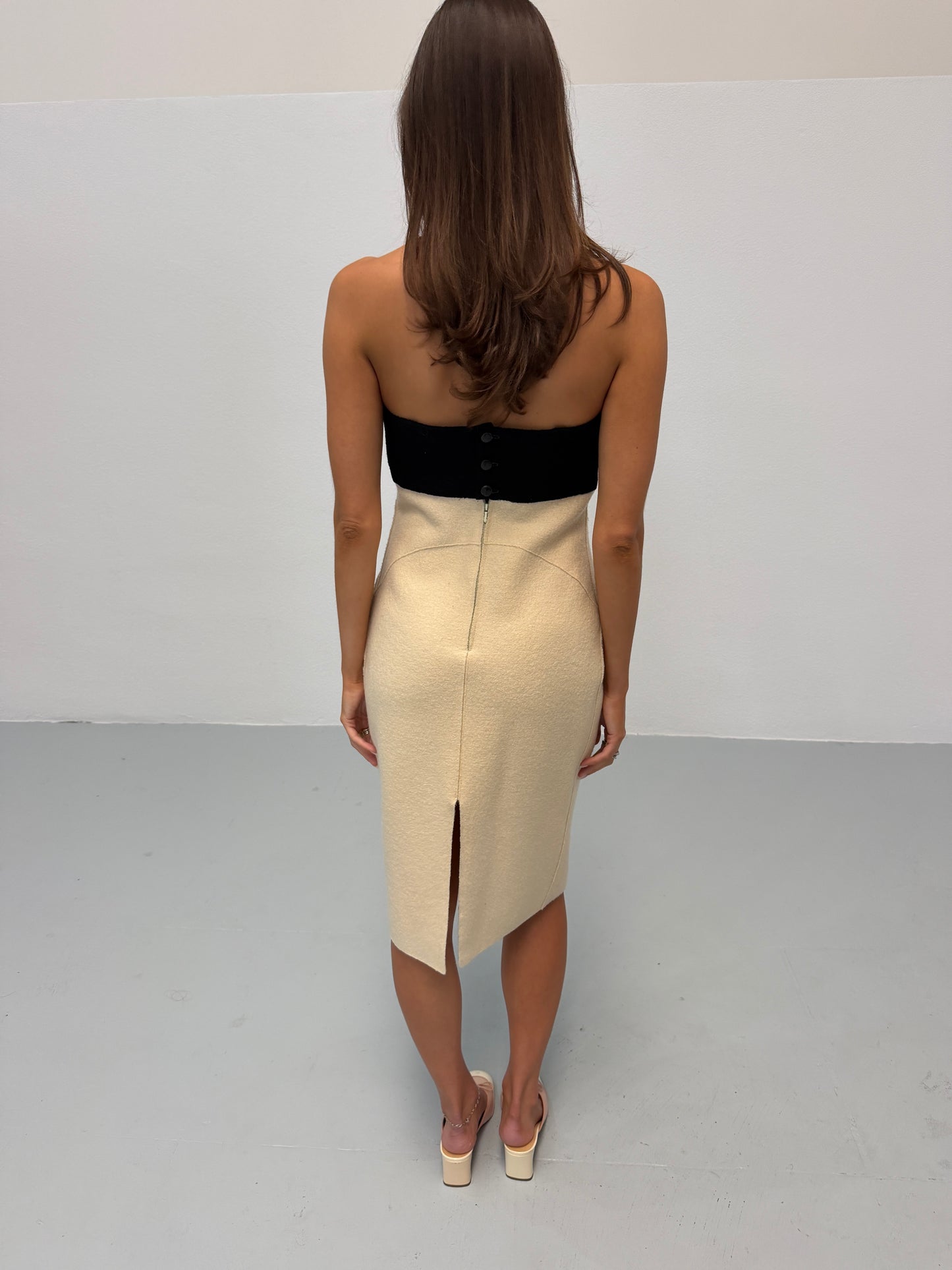 (rare) chanel fall 1999 runway strapless dress