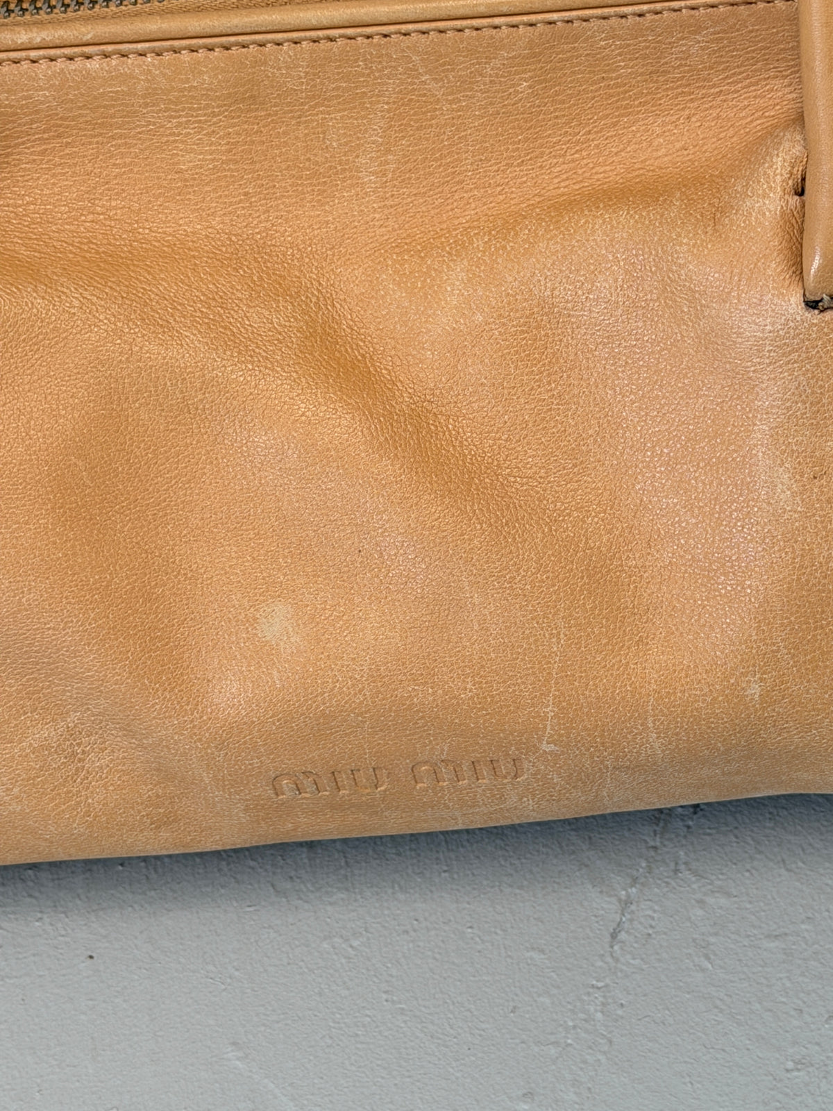 miu miu 2000s camel leather bag