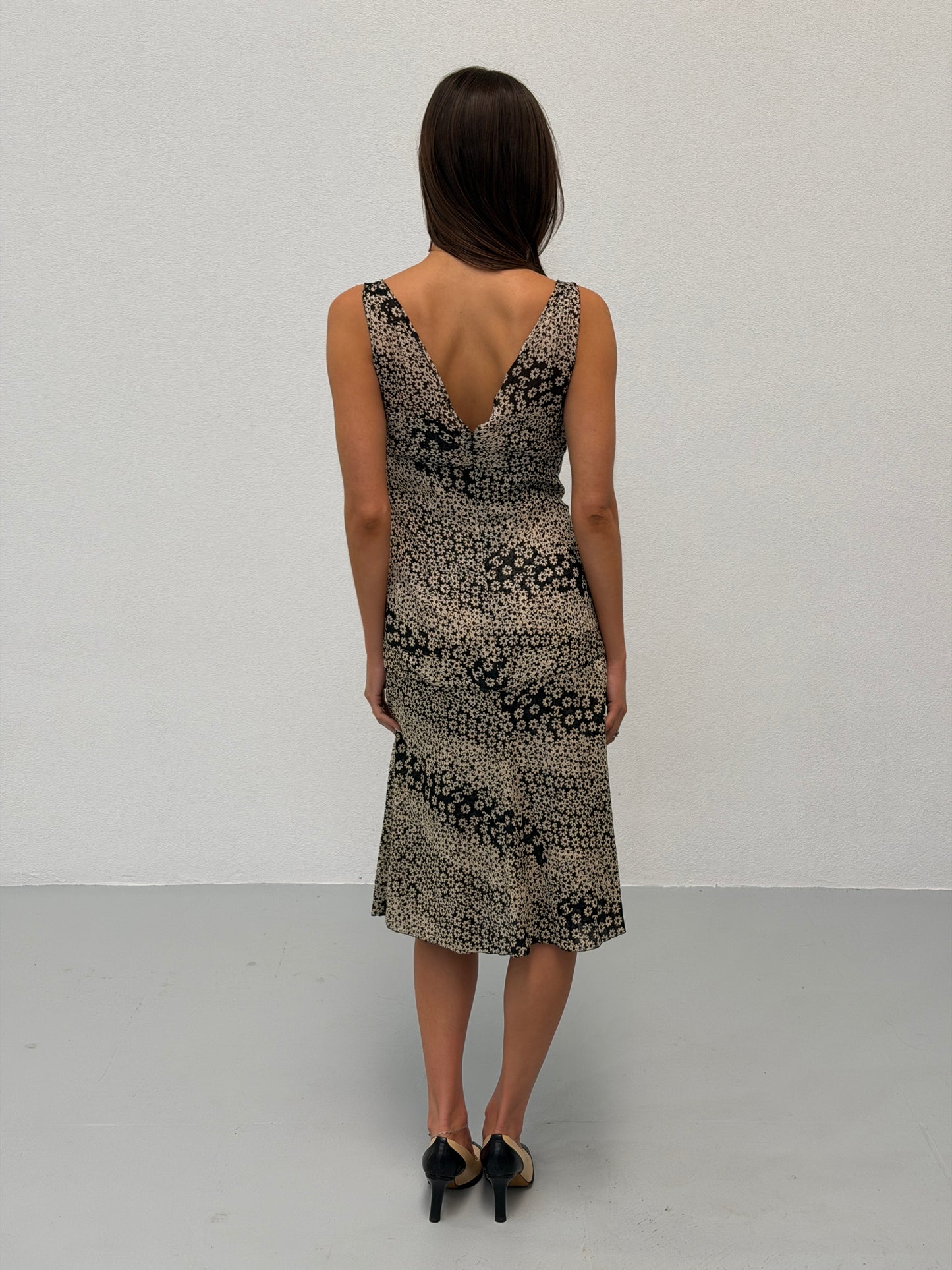 (reserved) chanel spring summer 2003 silk dress
