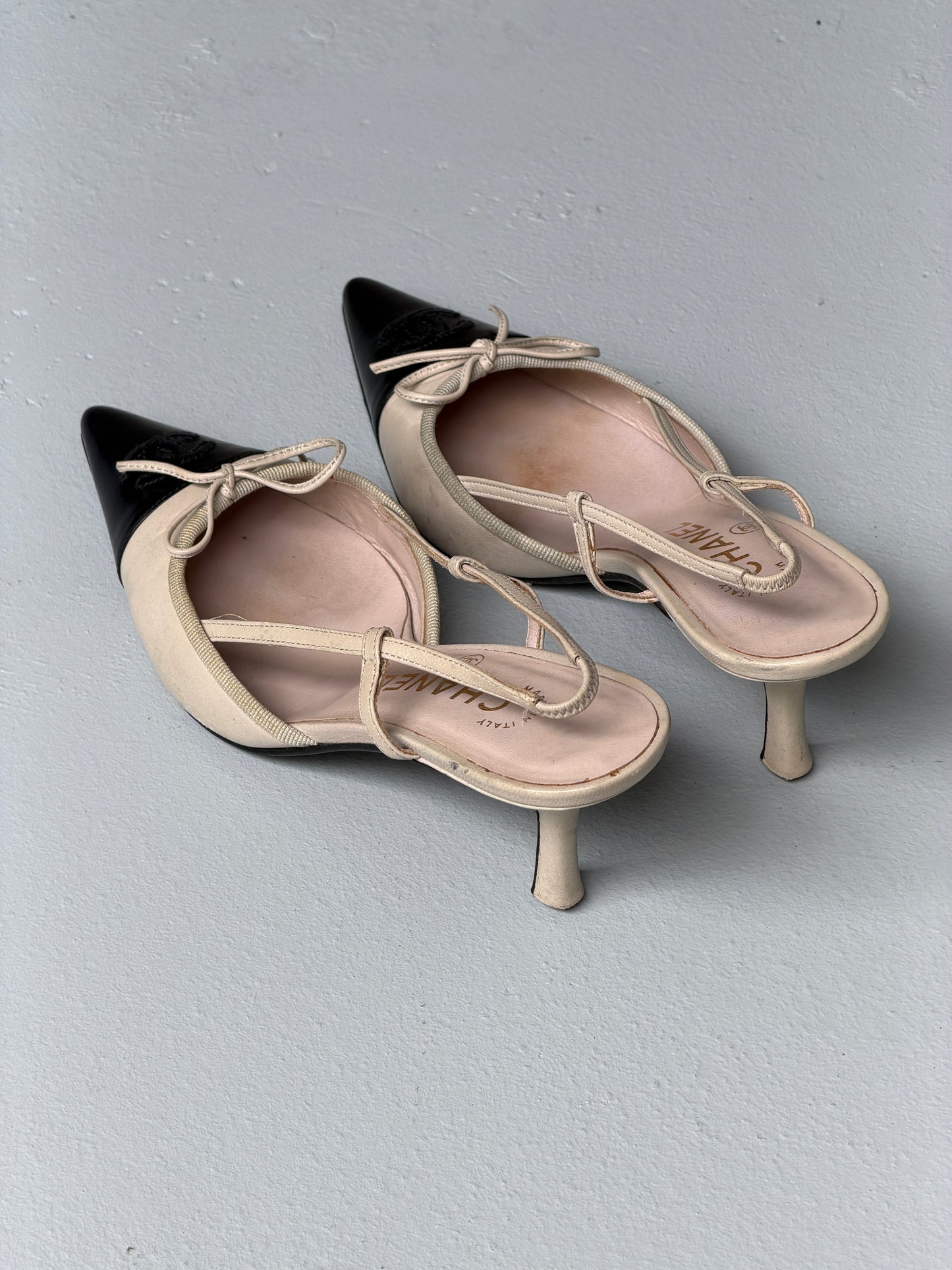 chanel 1990s slingback heels