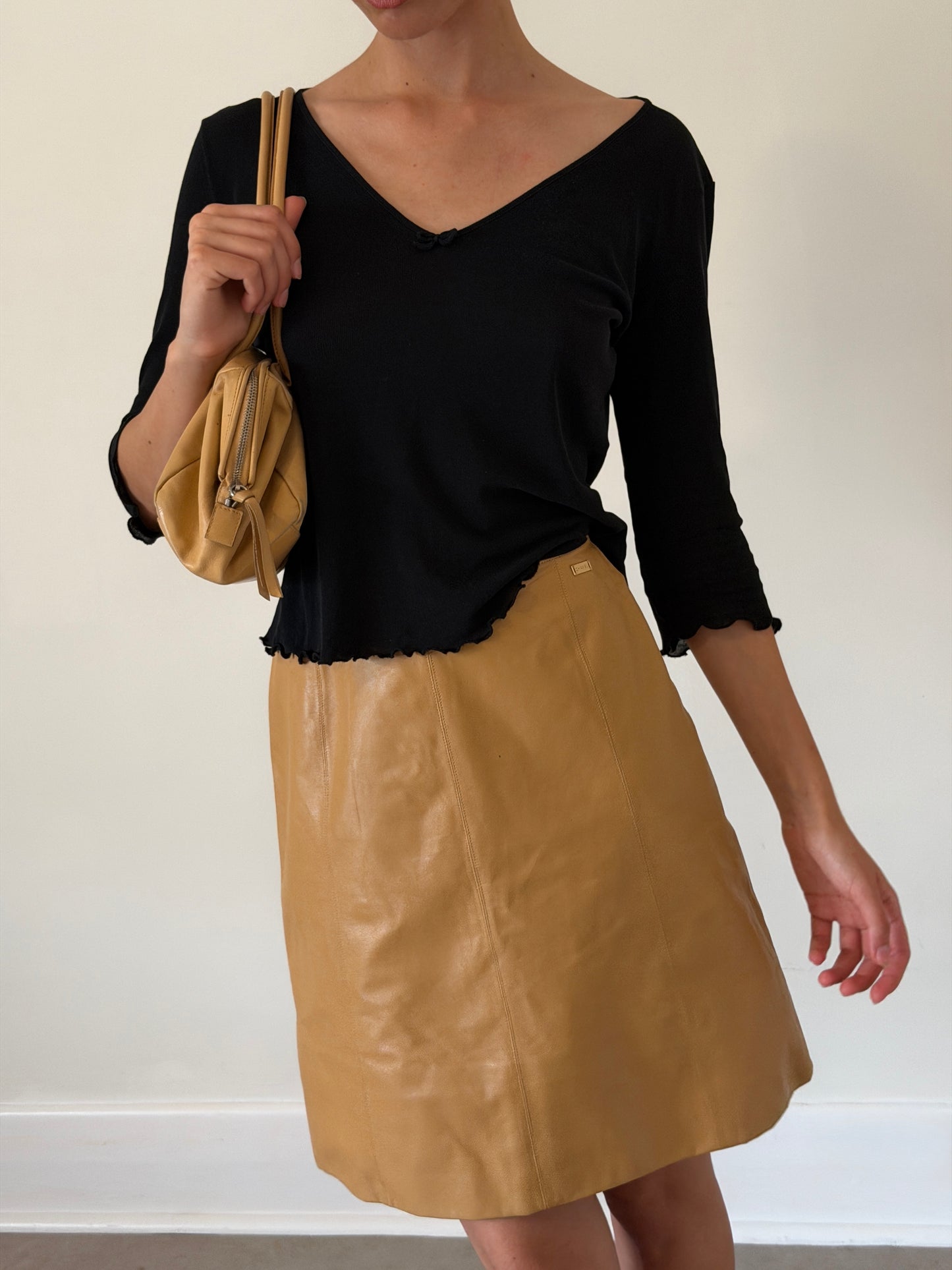 chanel spring 2001 leather skirt