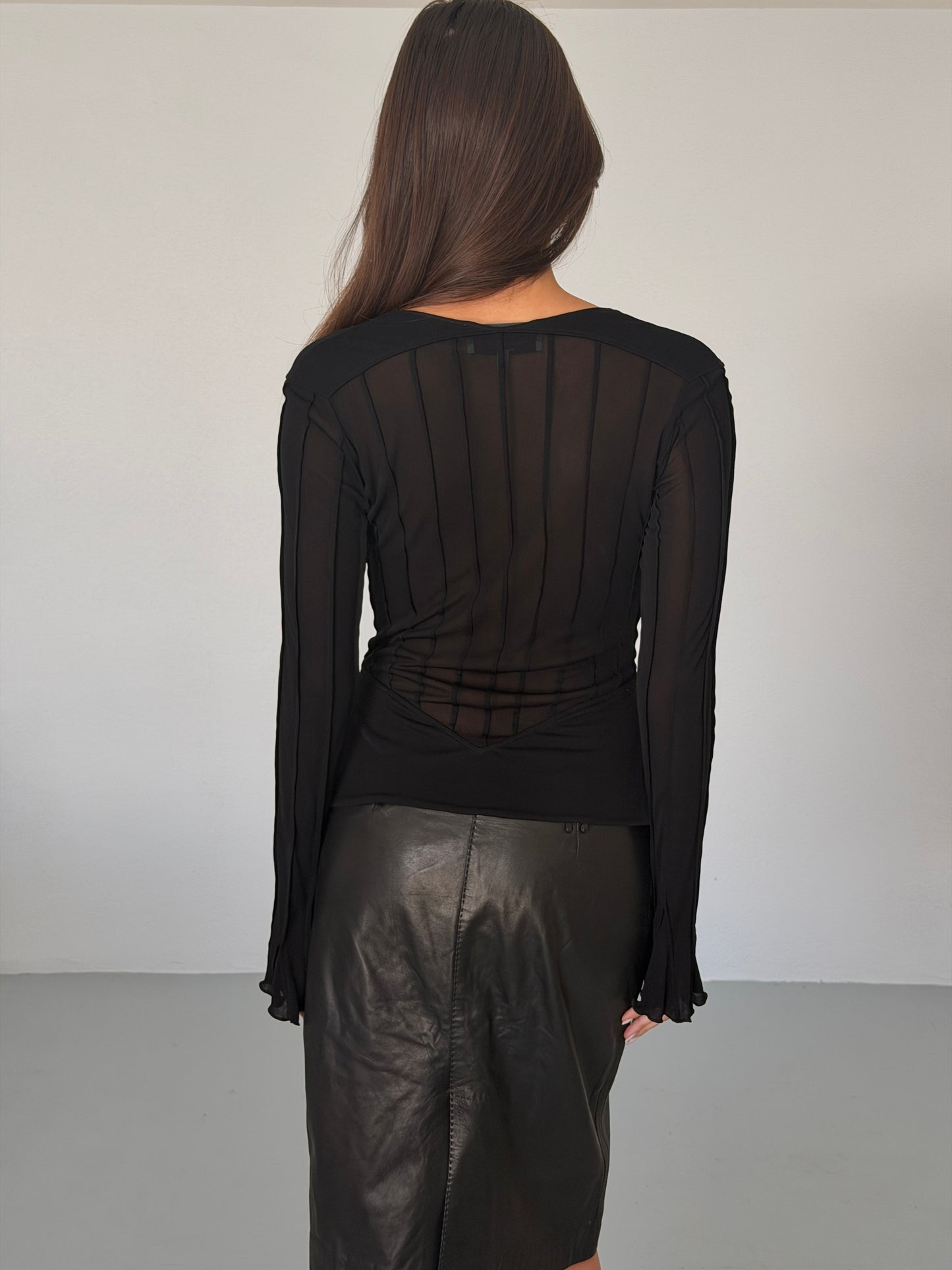 yves saint laurent spring summer 2003 by tom ford bell sleeve top