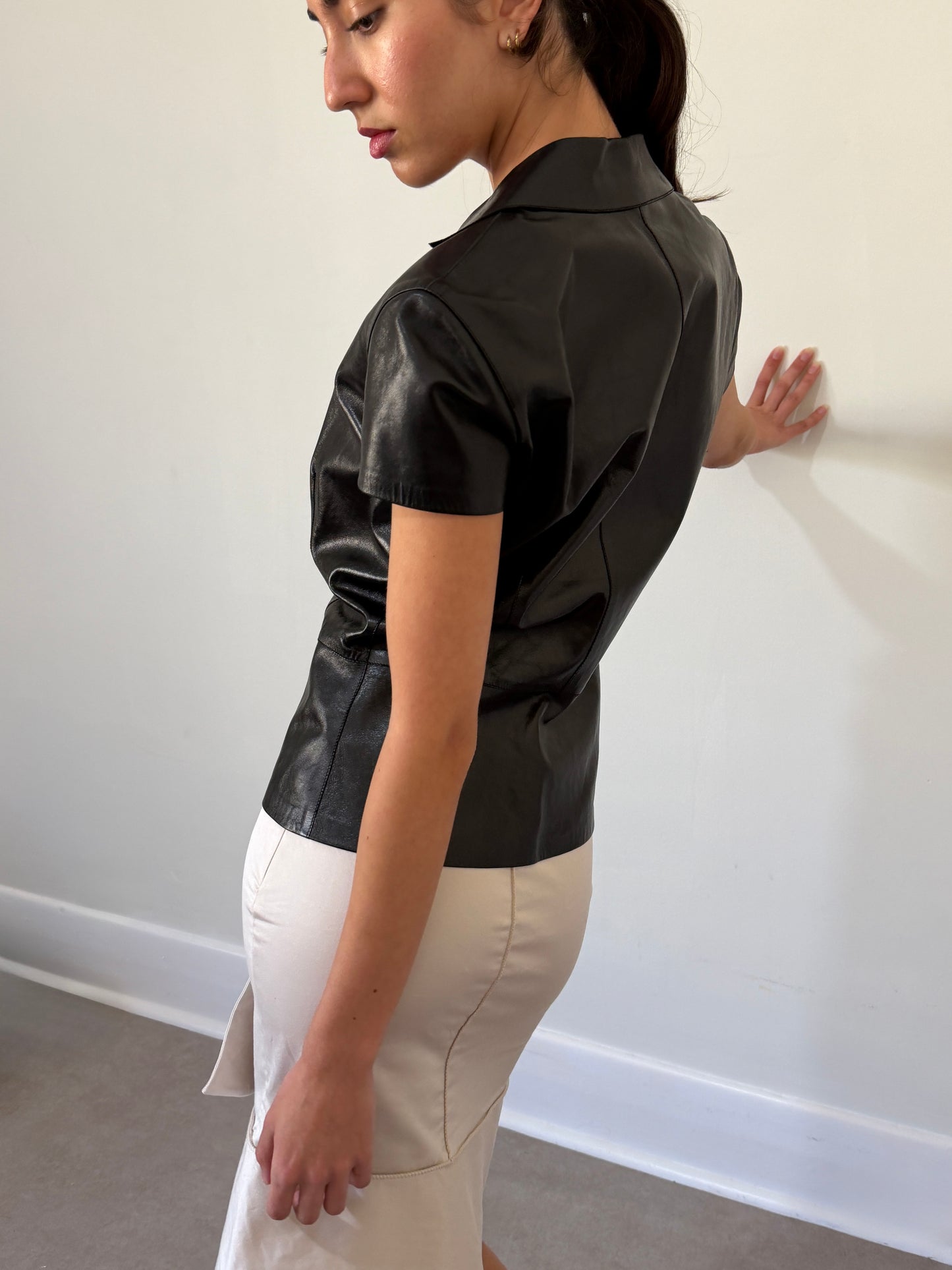 (permanent collection) gucci spring 1997 by tom ford short sleeve leather vest
