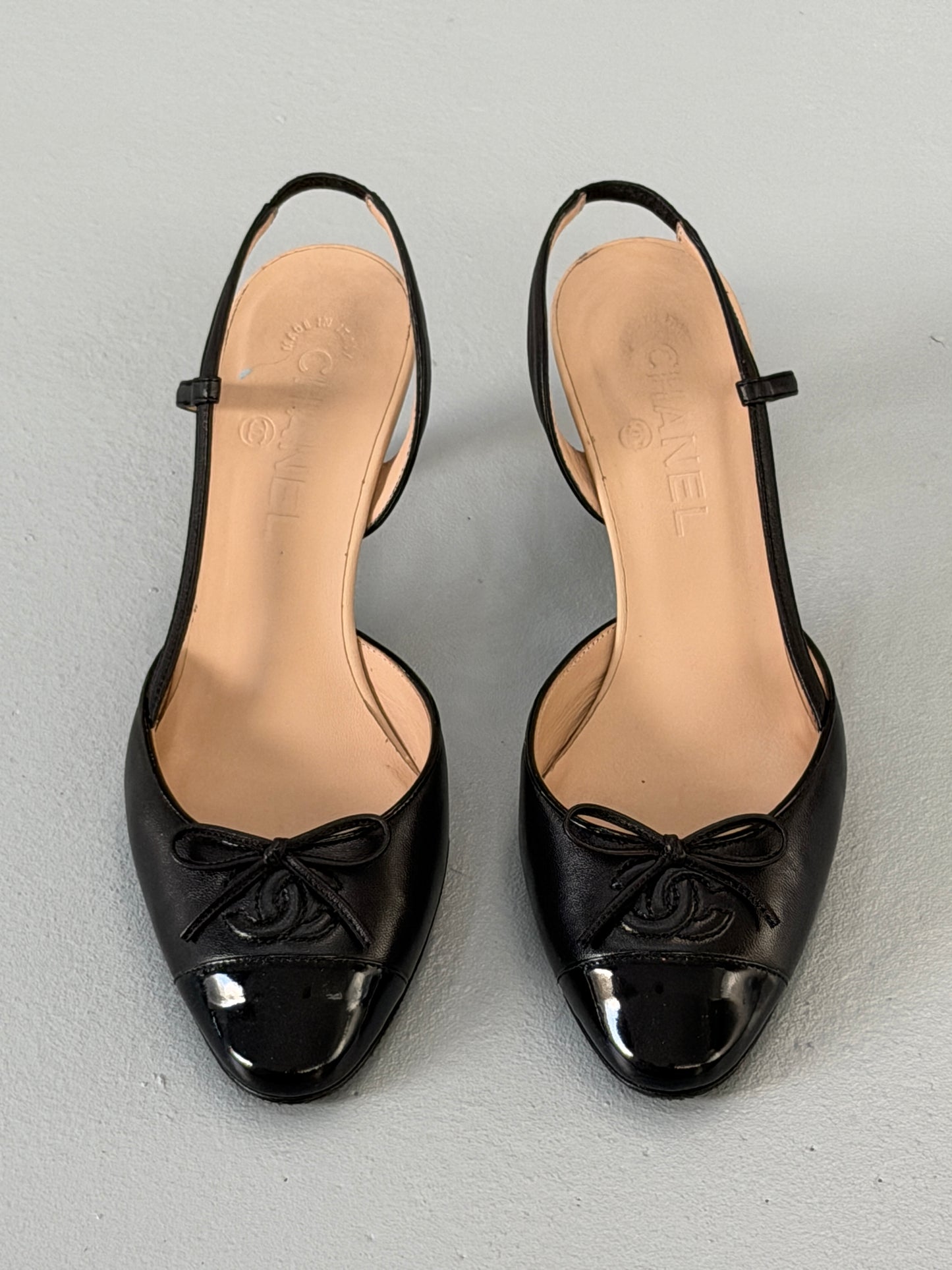 chanel 2000s slingback heels