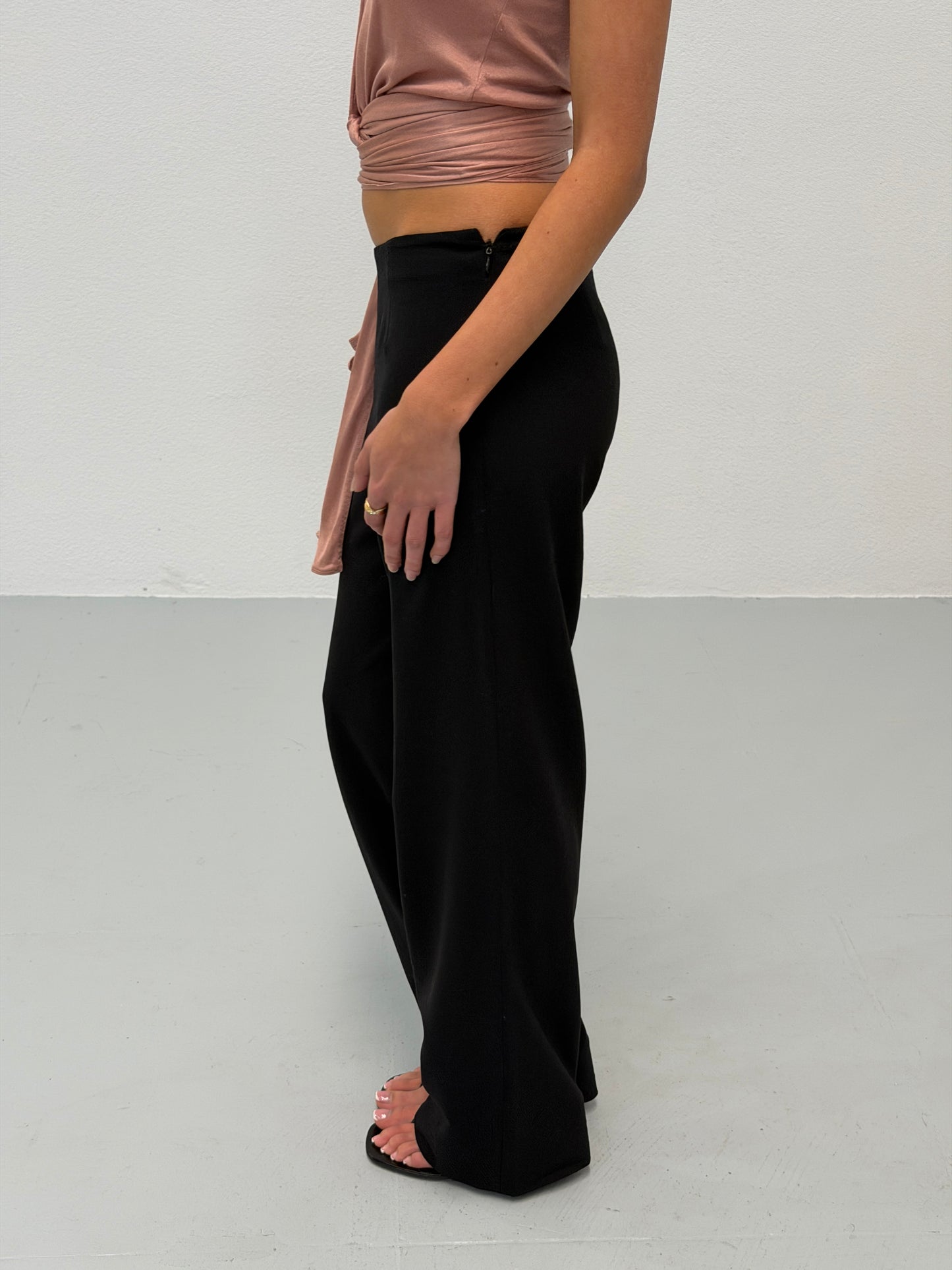 gucci spring 1998 wide leg trousers