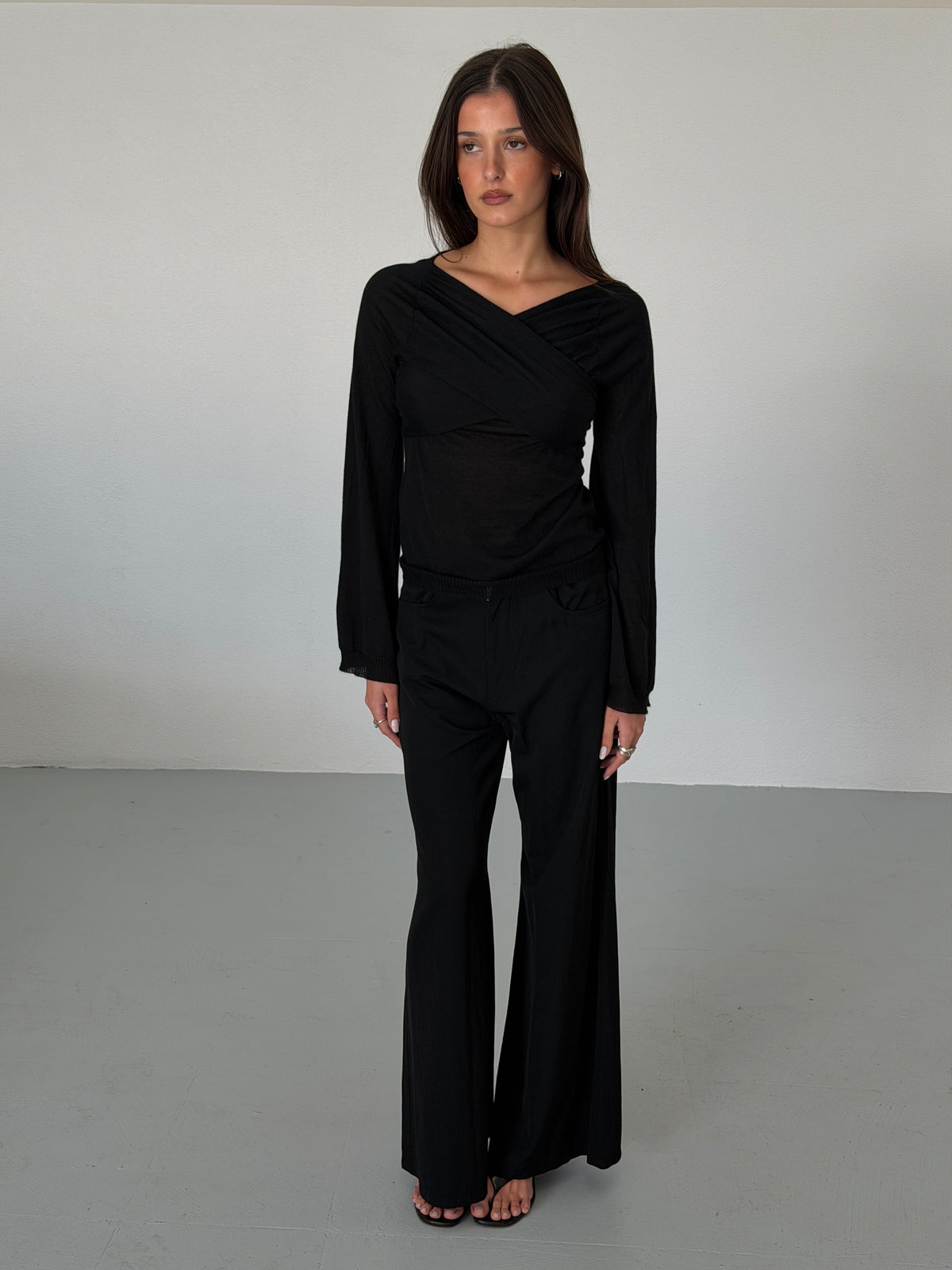 yves saint laurent by tom ford 2000s black cashmere tie-front cardigan
