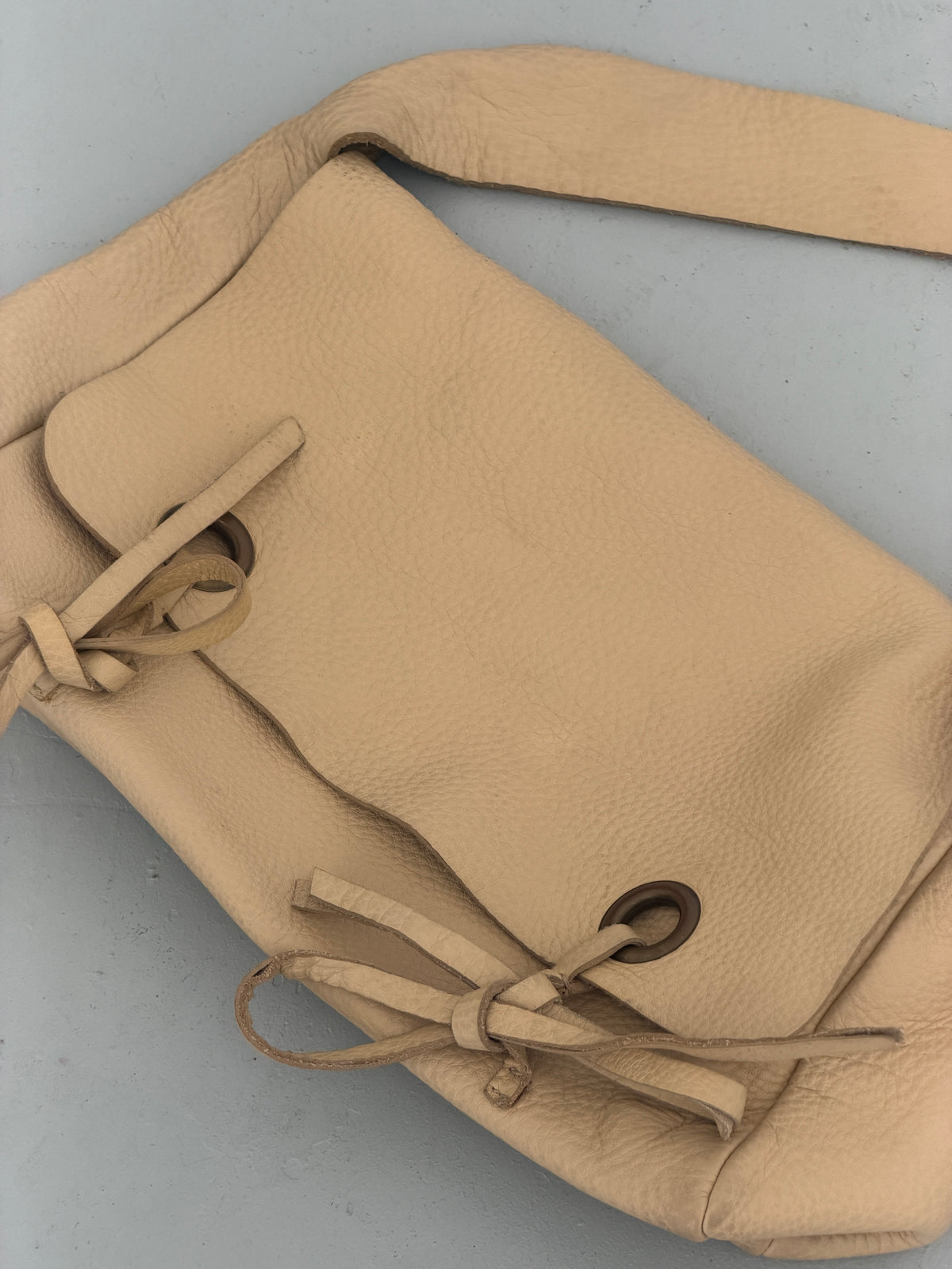 miu miu 2000s vintage ivory leather ribbon shoulder bag