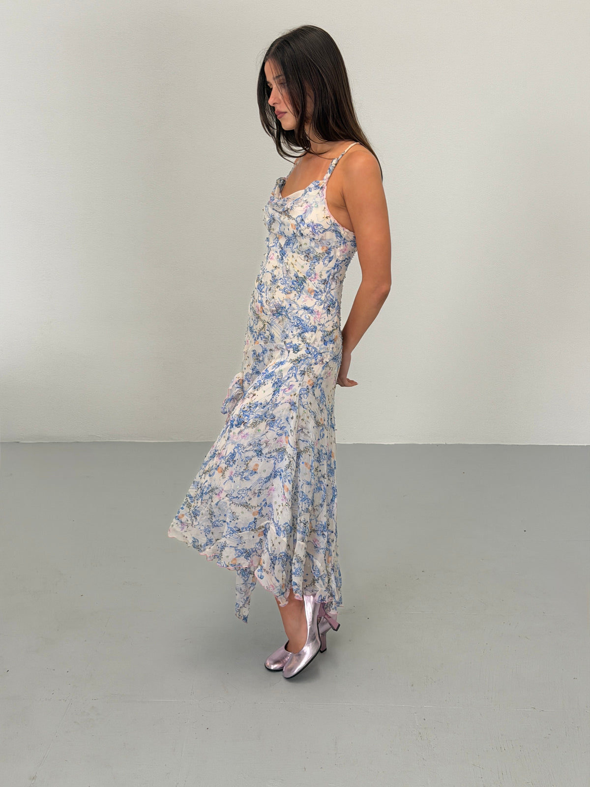 diane von furstenberg 2000s blue floral beaded silk dress