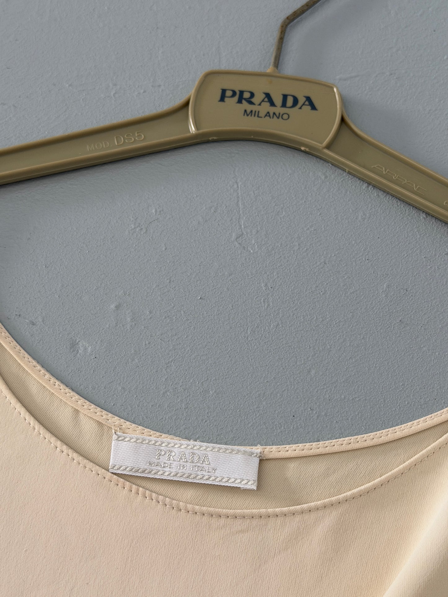 prada fall 1999 belted dress