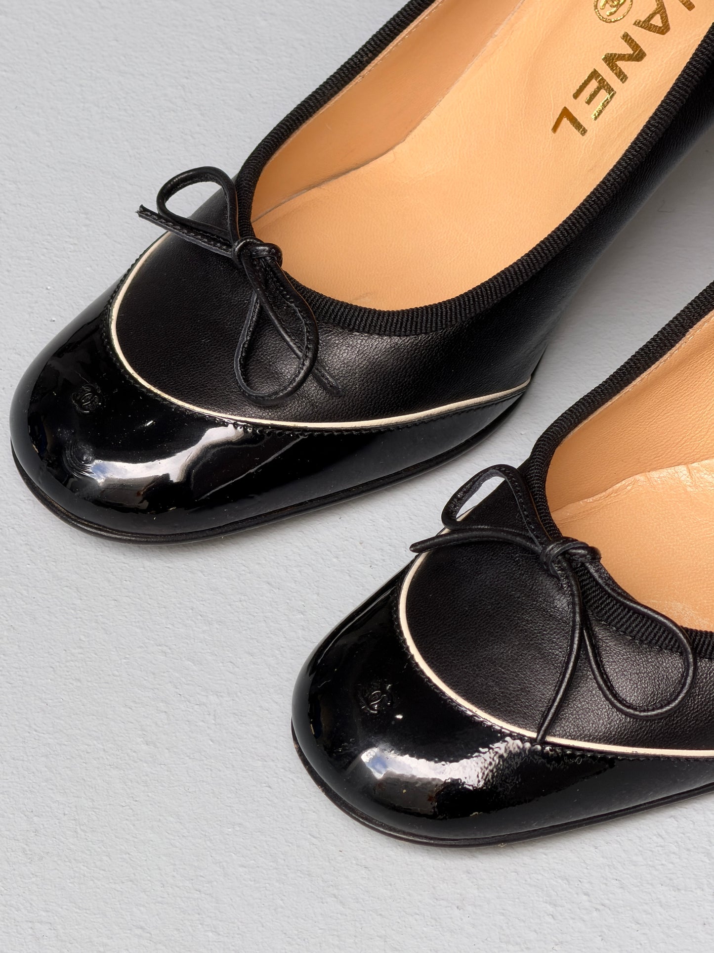 chanel 1990s patent pumps