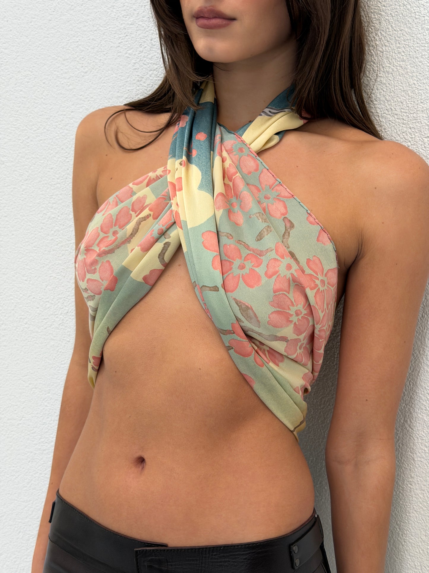 (rare) gucci spring summer 2003 silk scarf