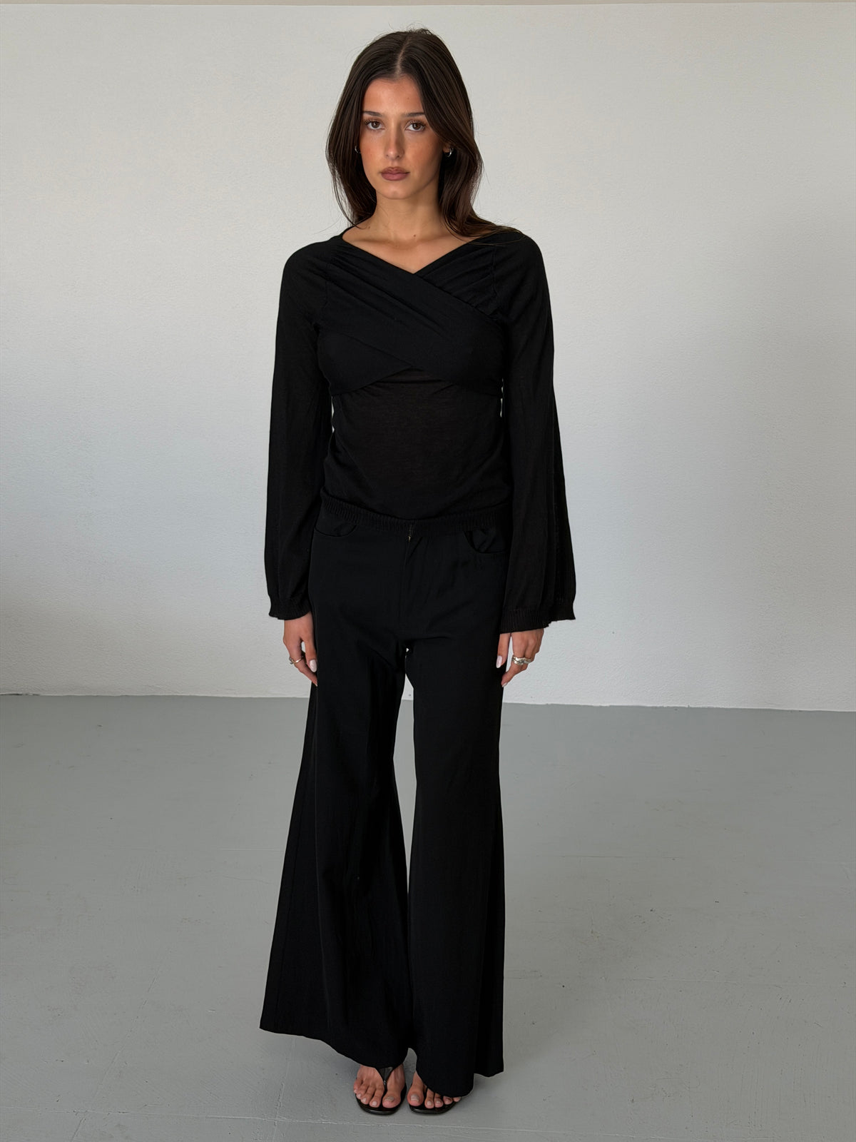 yves saint laurent by tom ford 2000s black cashmere tie-front cardigan