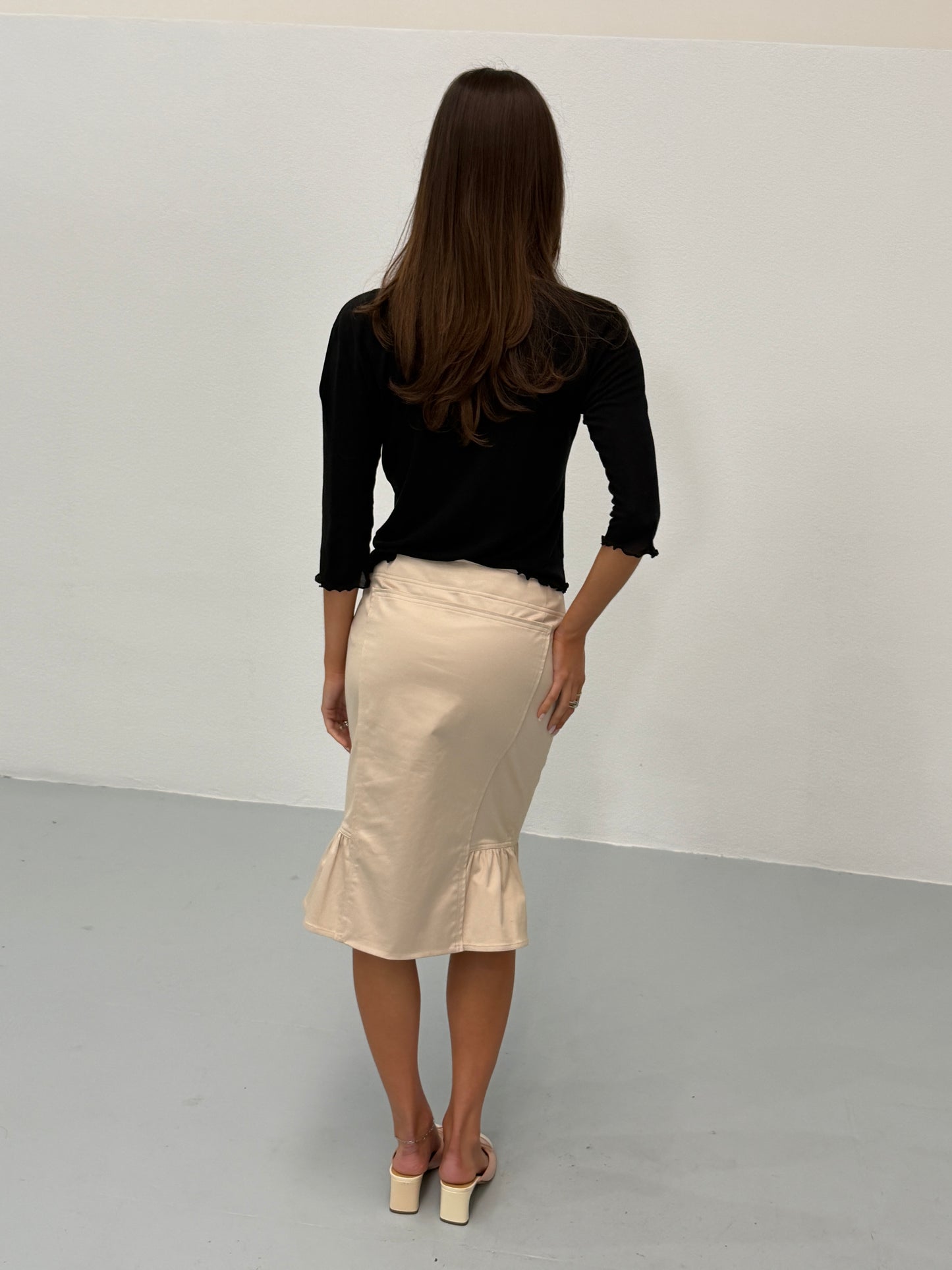 gucci by tom ford spring 2004 midi skirt