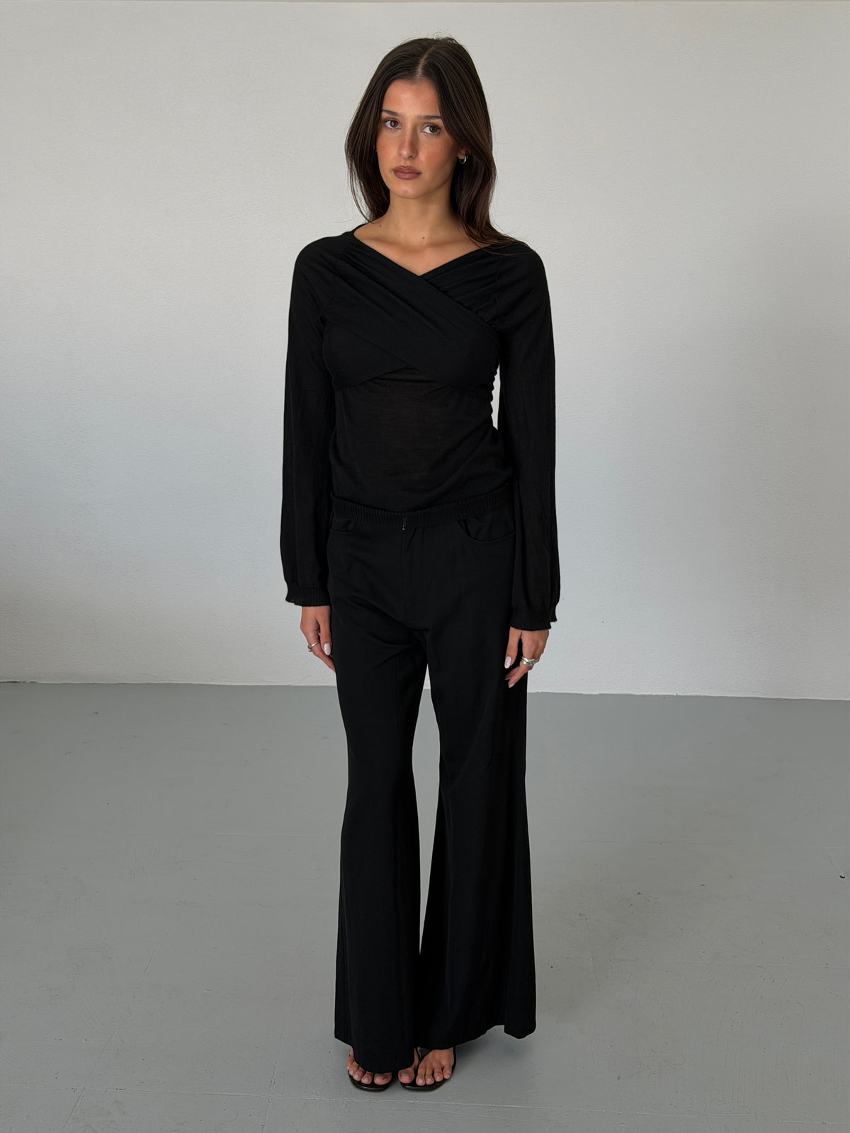 yves saint laurent by tom ford 2000s black cashmere tie-front cardigan