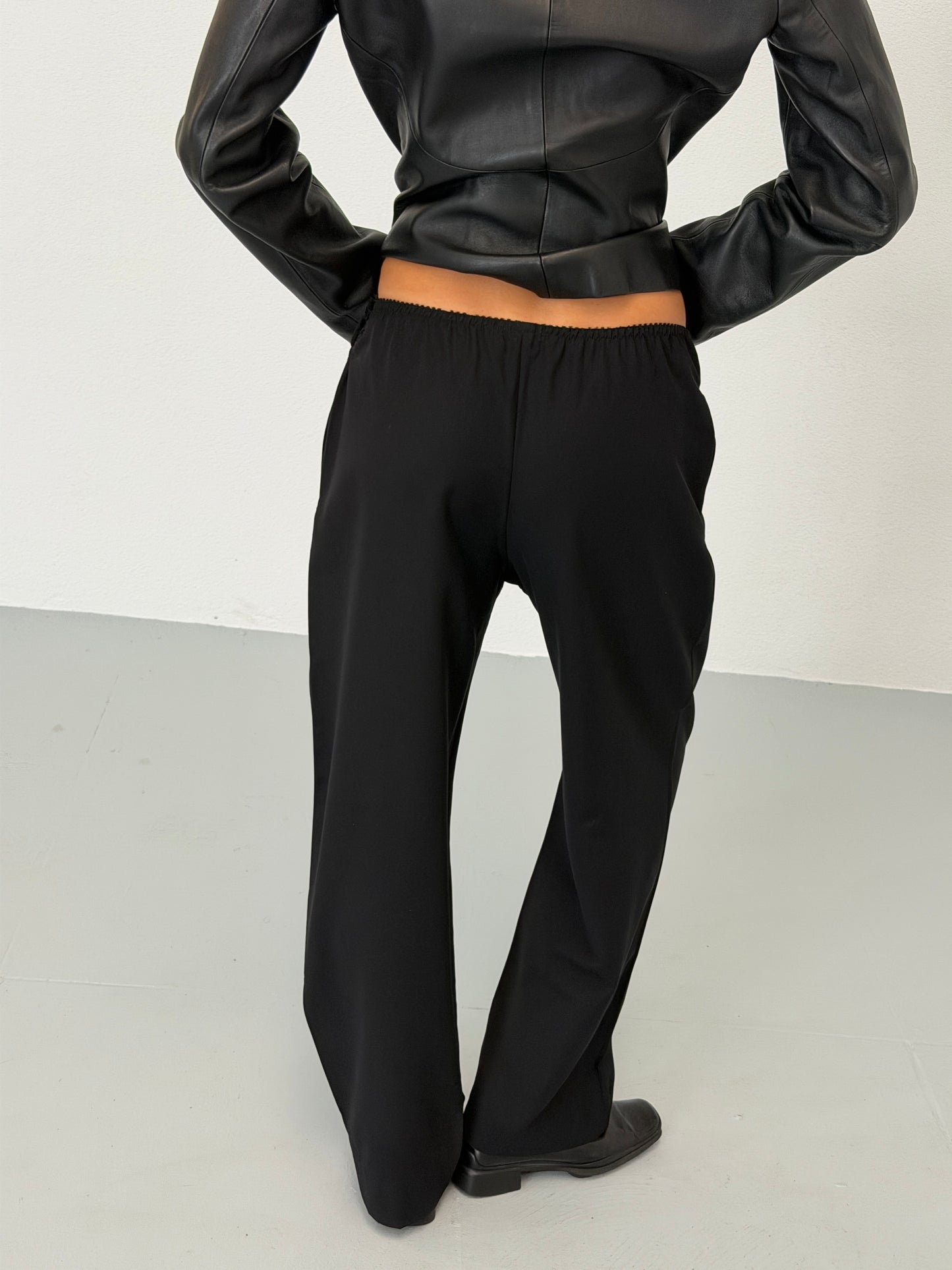 (reserved for purchase) gucci spring 2002 trousers