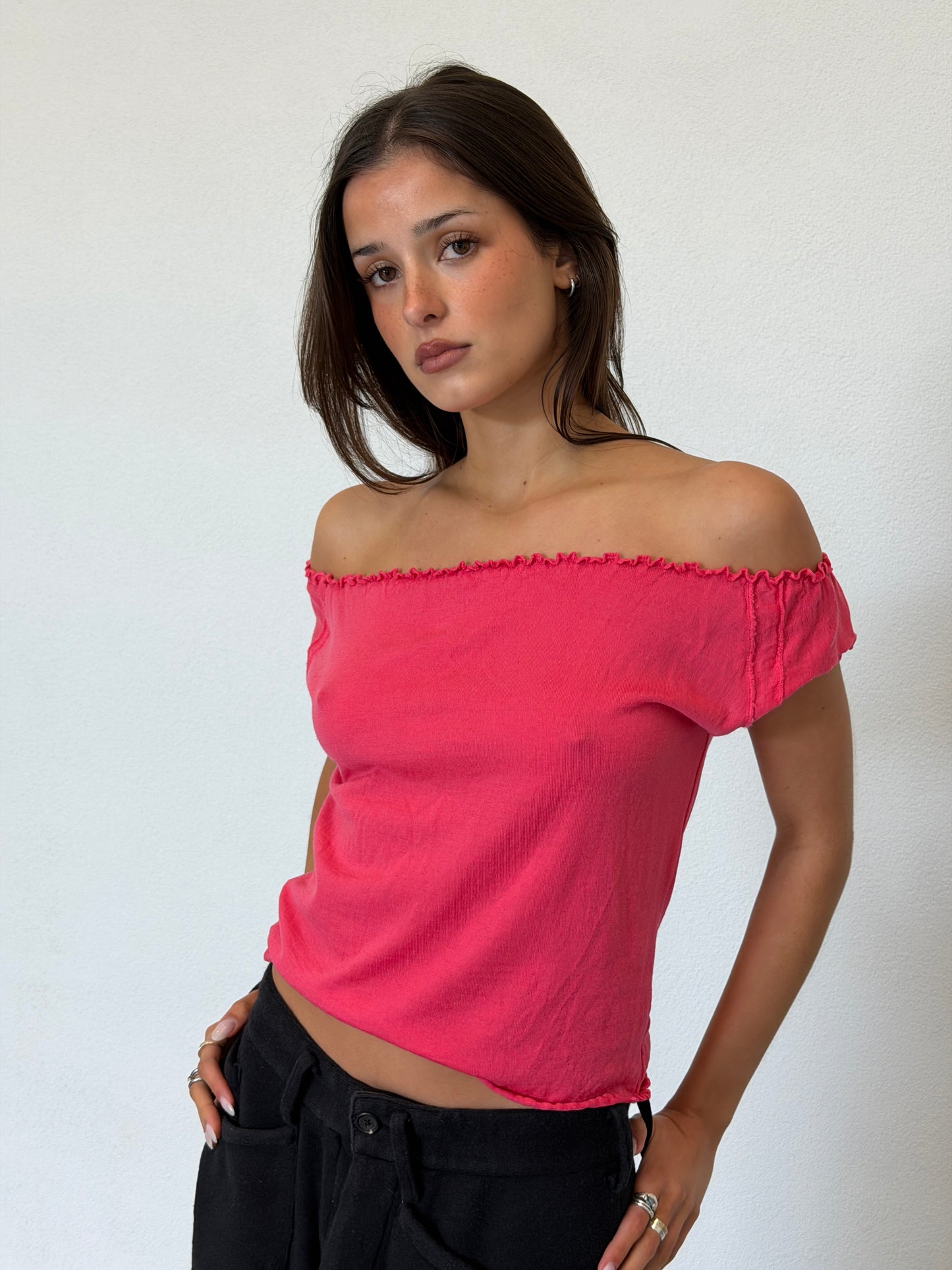 gucci spring summer 1999 off shoulder blouse