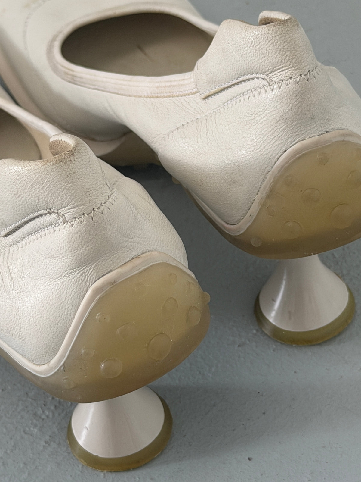 miu miu spring 1999 white leather square toe heels