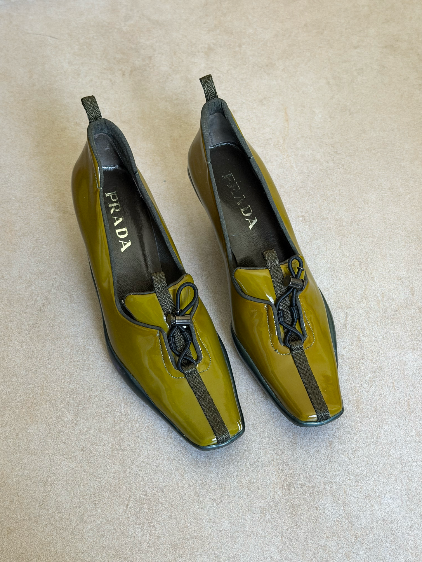 (rare) prada fw 1999 heels