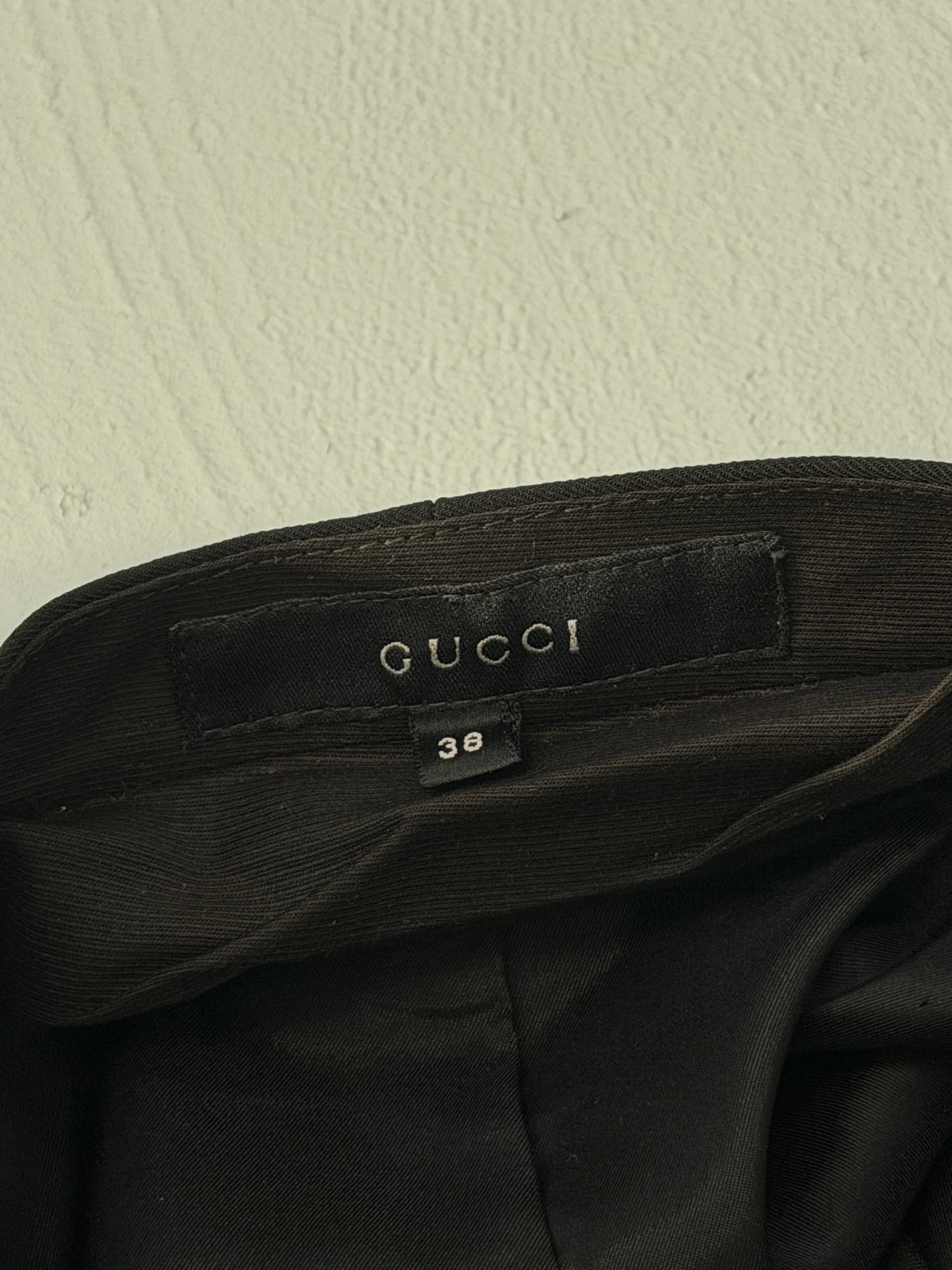 gucci spring summer 2000 black buckle wool skirt