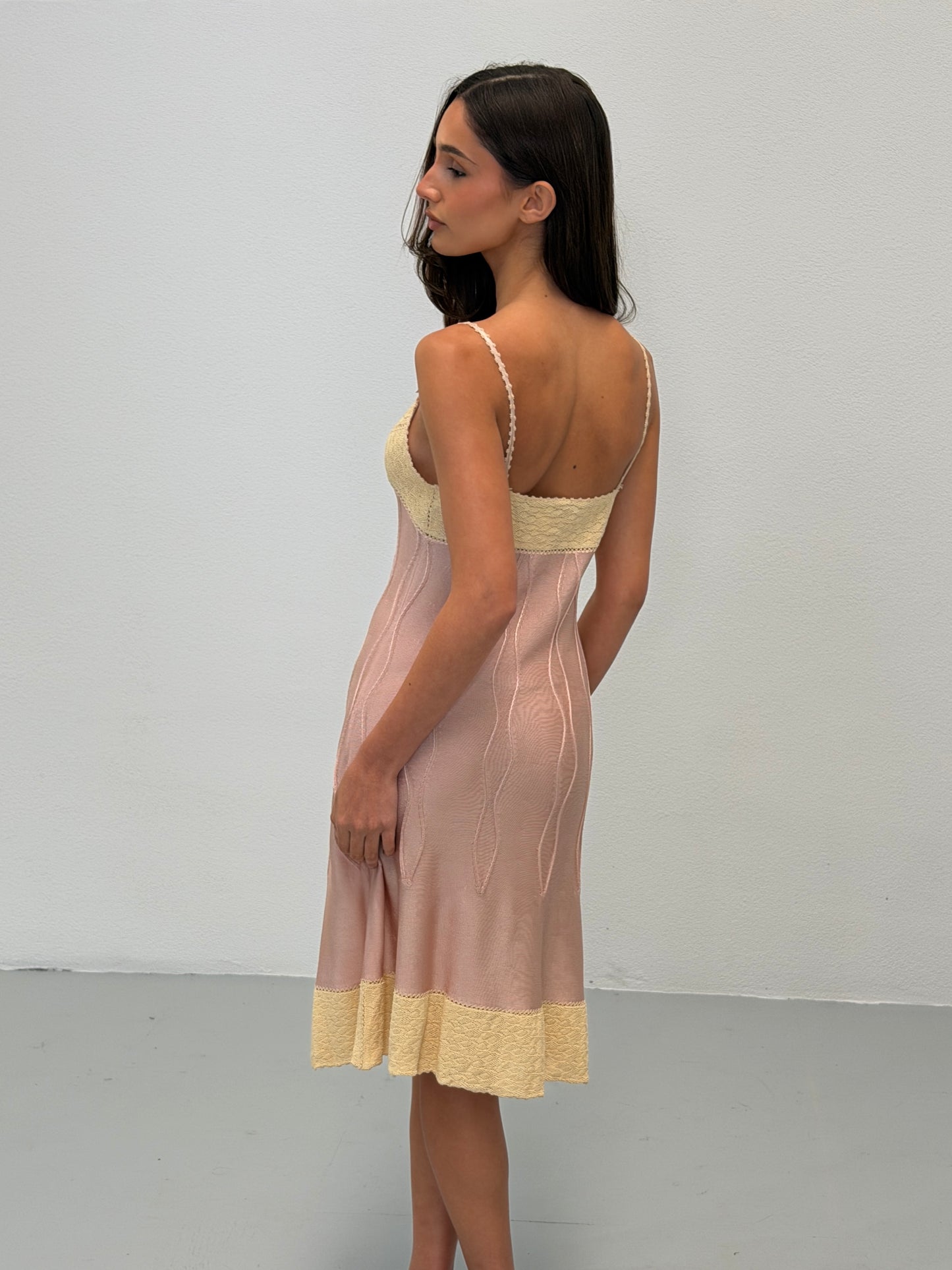 chanel spring summer 2005 runway knit dress