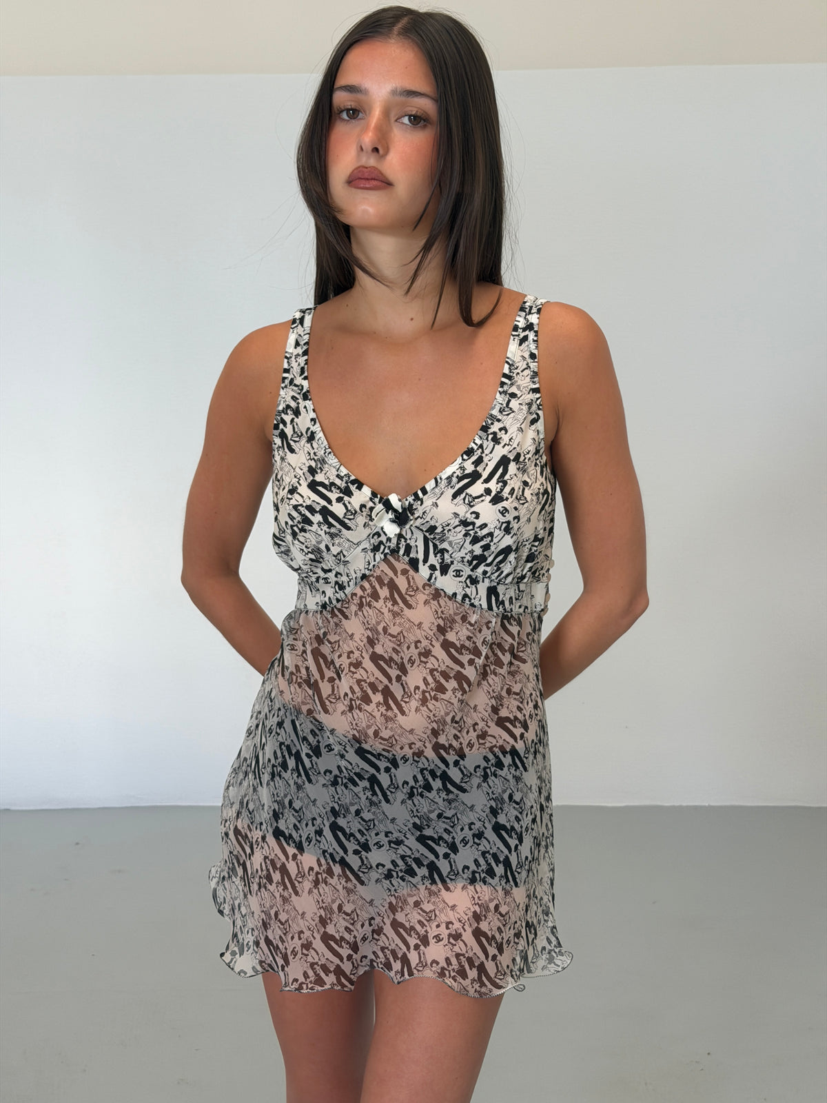 (rare) chanel spring 2003 white printed silk mini dress