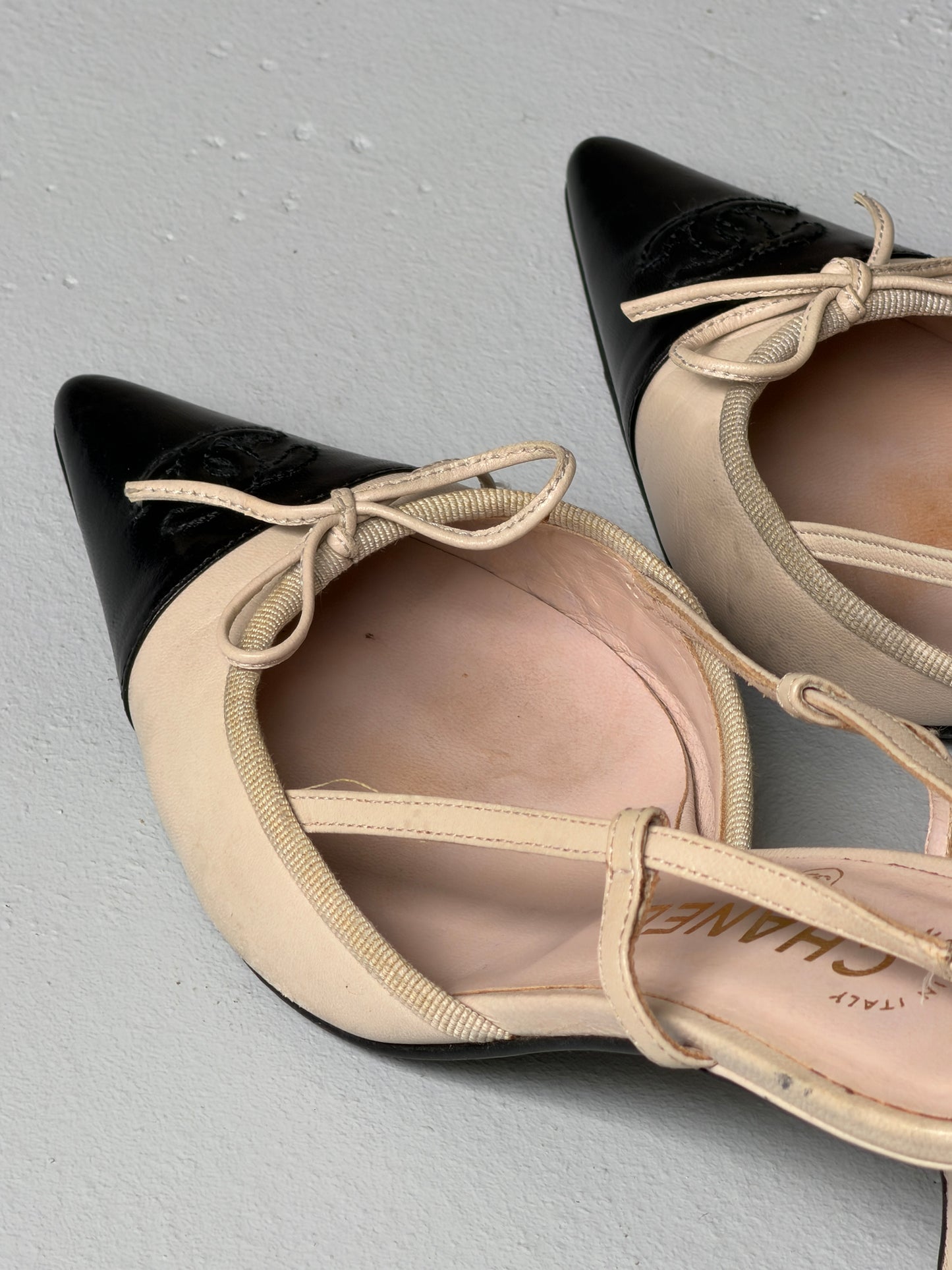 chanel 1990s slingback heels