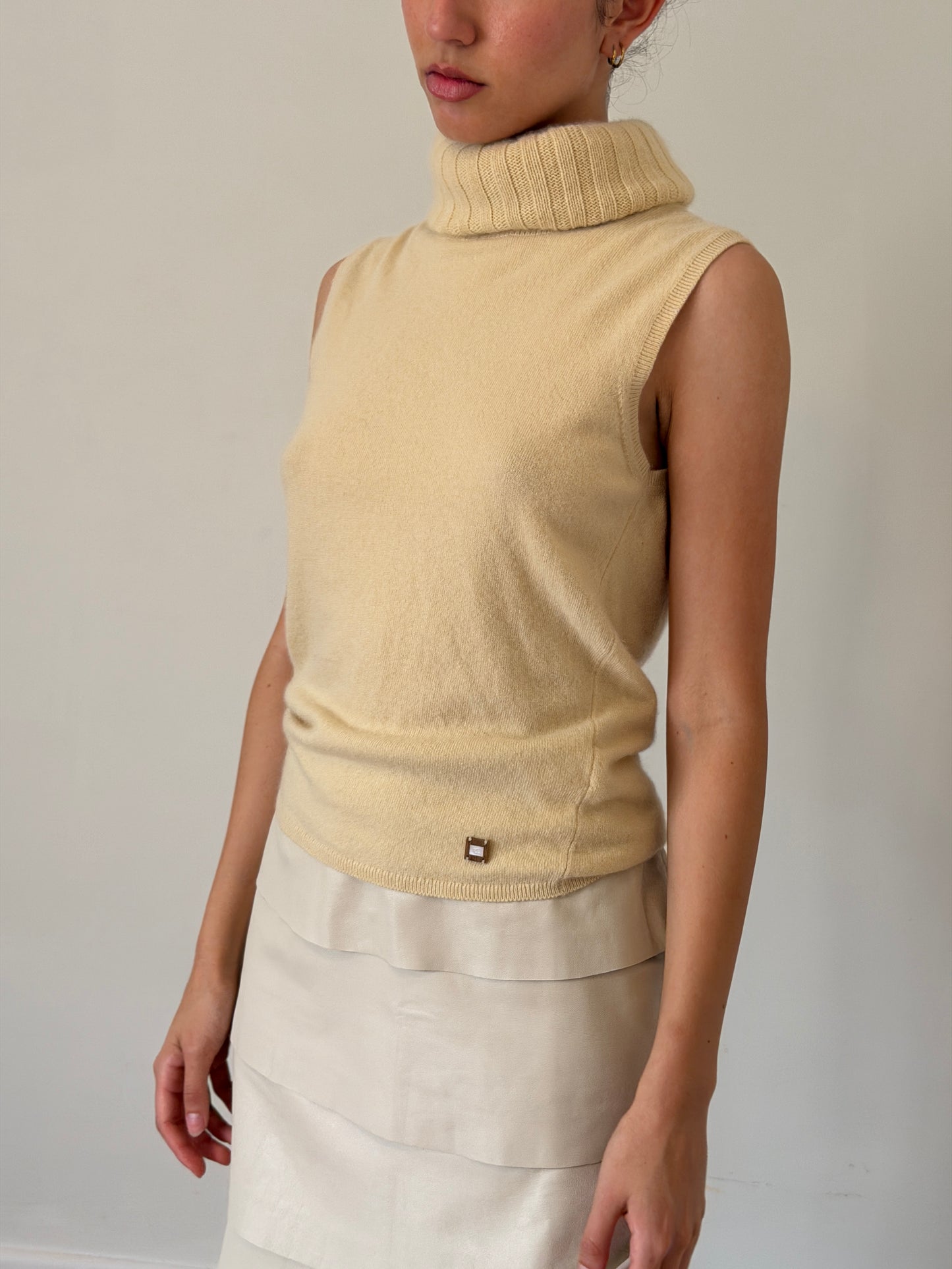 chanel fall 2001 turtle neck top