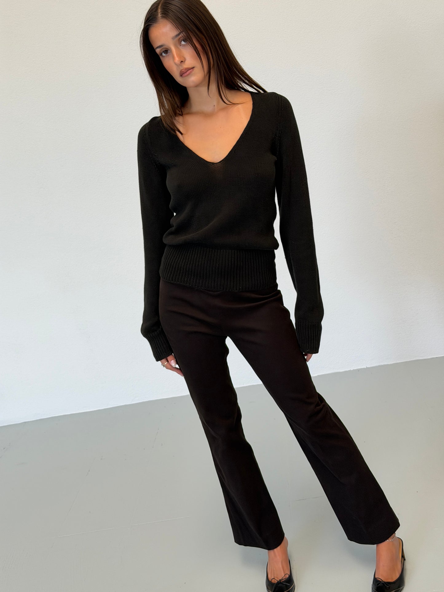 gucci 90s black v-neck knit sweater