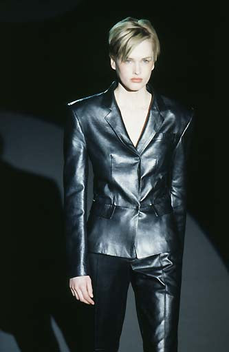 (permanent collection) gucci spring 1997 by tom ford short sleeve leather vest