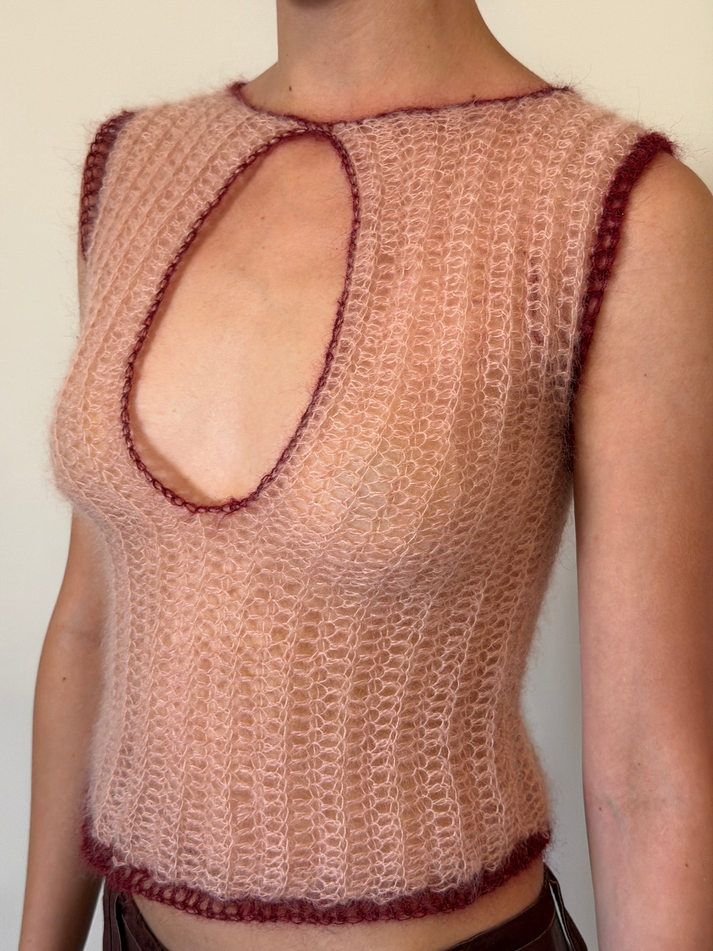 eina mohair tank (lace pink + burgundy)