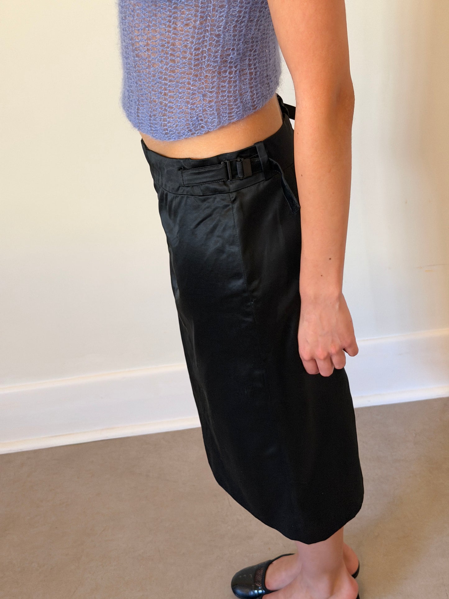 (rare) gucci fall winter 2001 by tom ford satin skirt