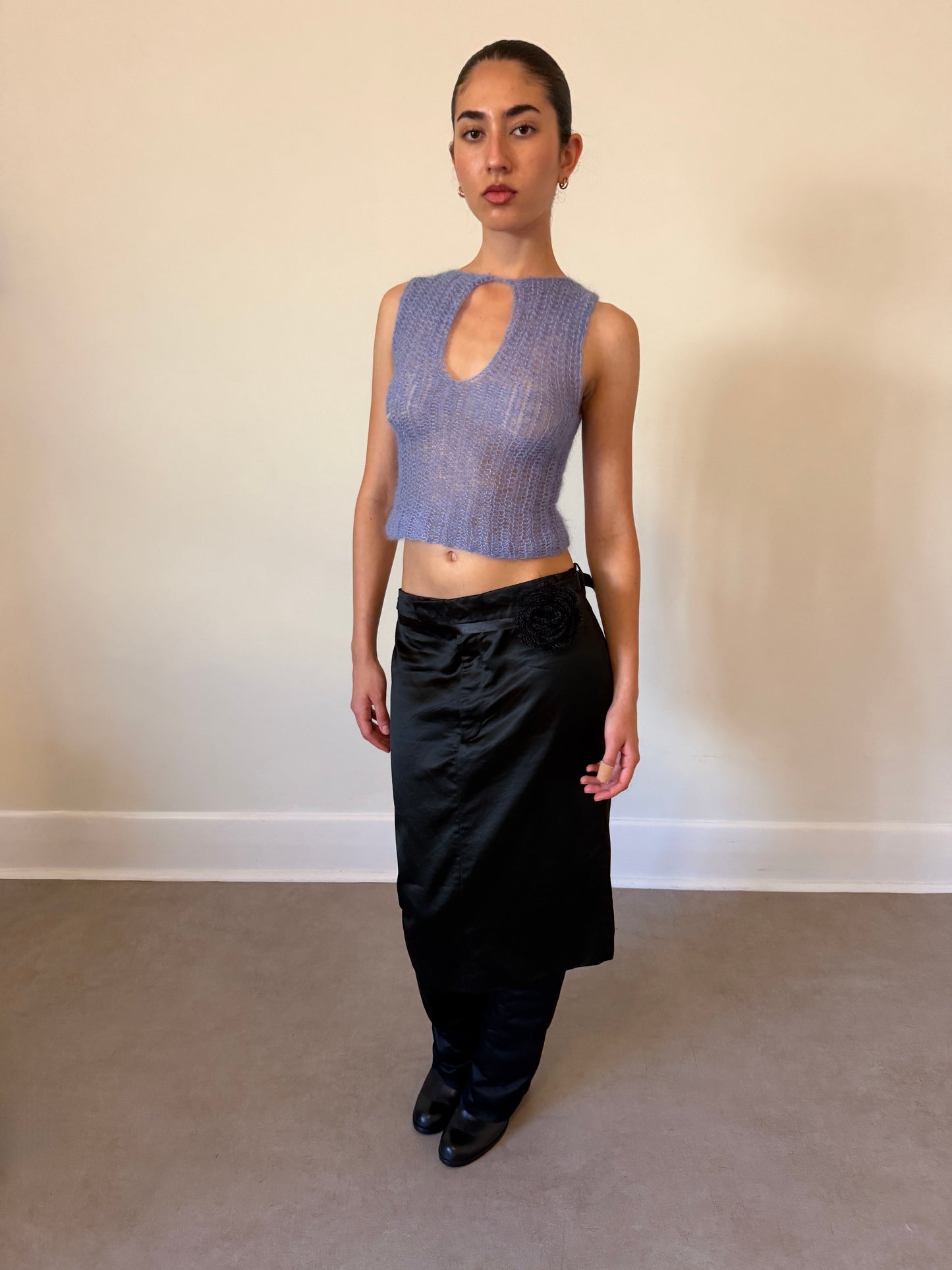(rare) gucci fall winter 2001 by tom ford satin skirt