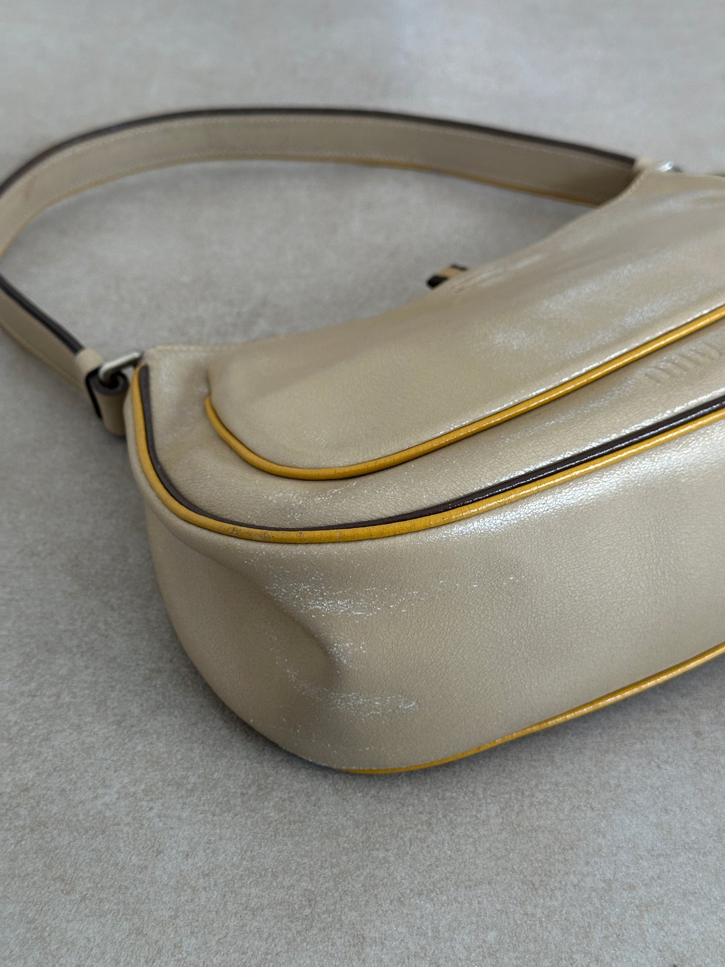 miu miu ss 1999 beige leather shoulder bag