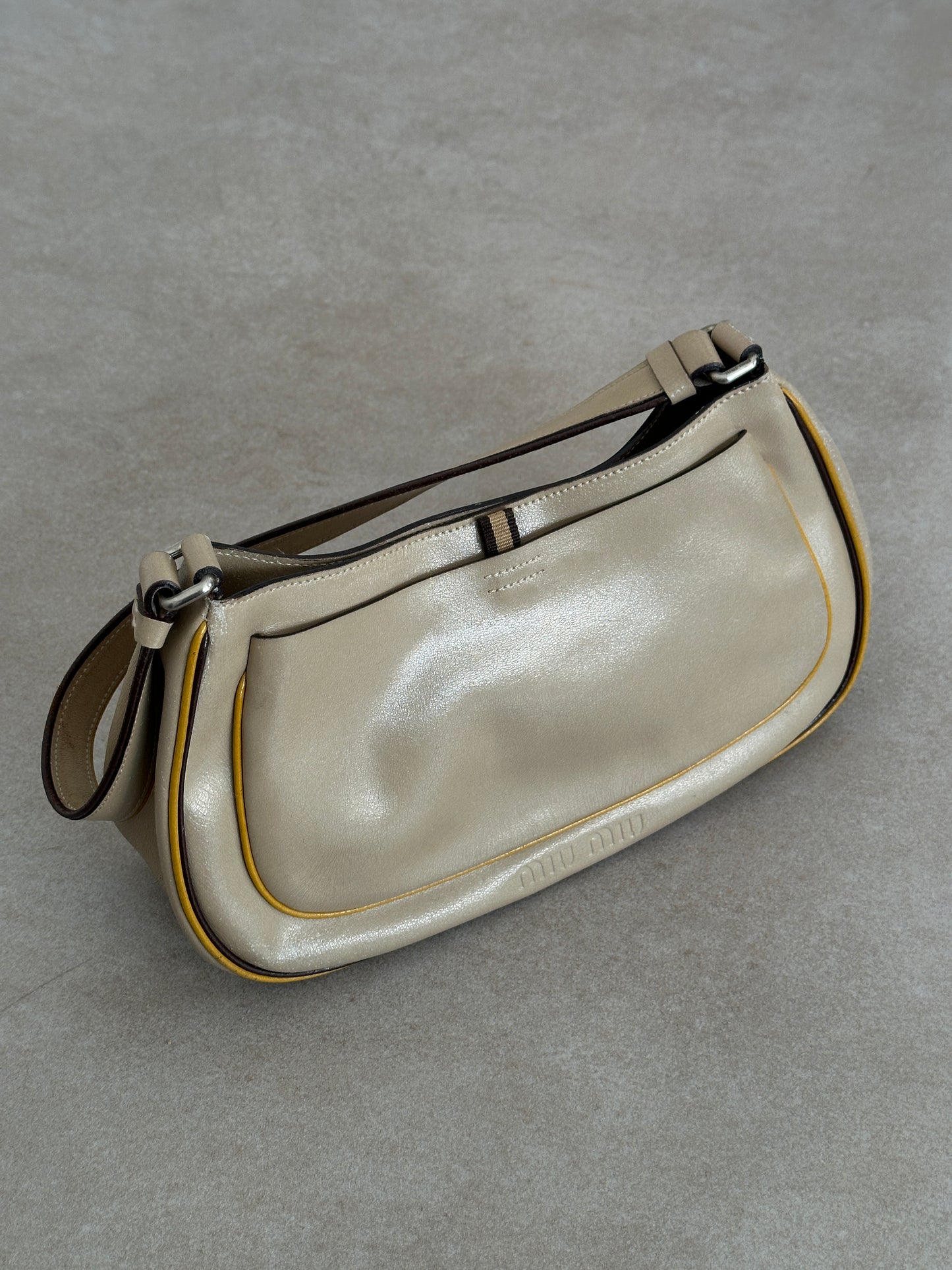 miu miu ss 1999 beige leather shoulder bag
