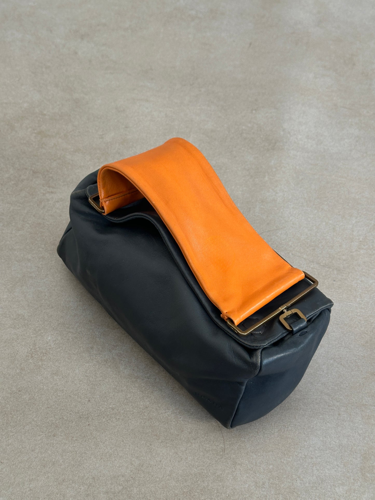 (rare) prada ss 2001 runway box bag