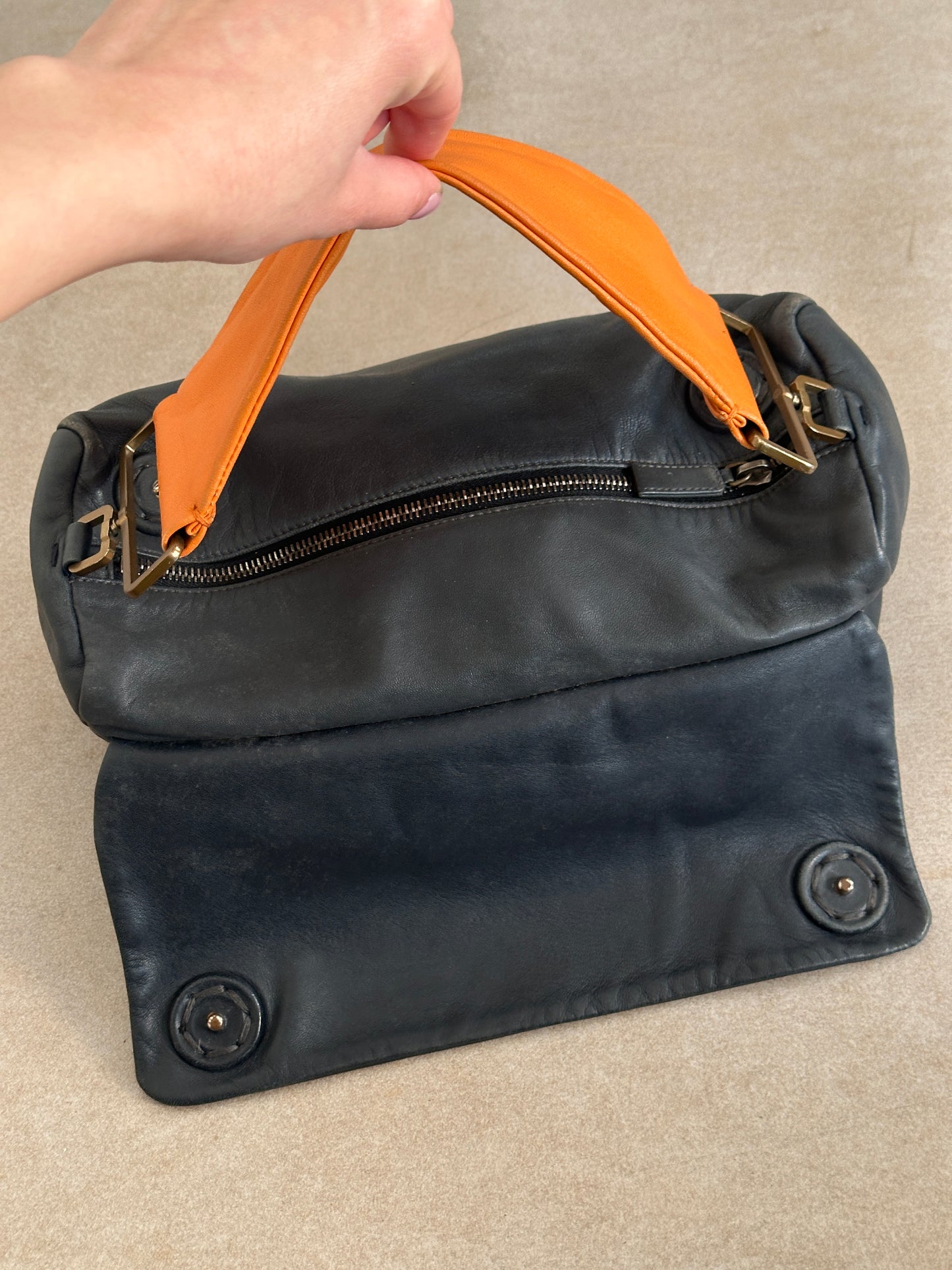 (rare) prada ss 2001 runway box bag