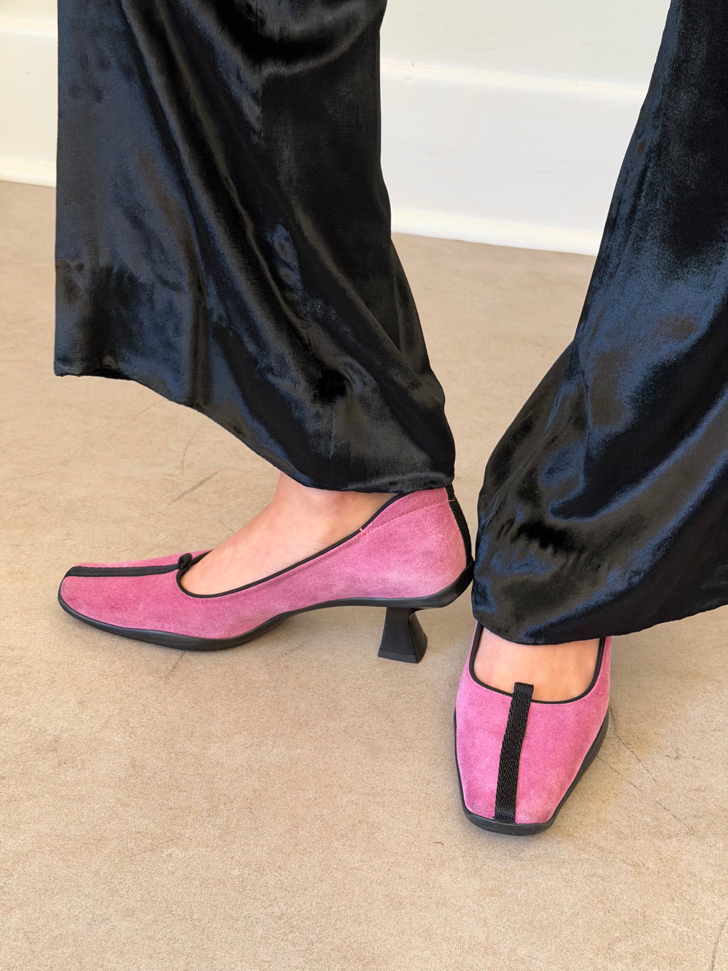 (permanent collection) gucci fw 1999 velour pants